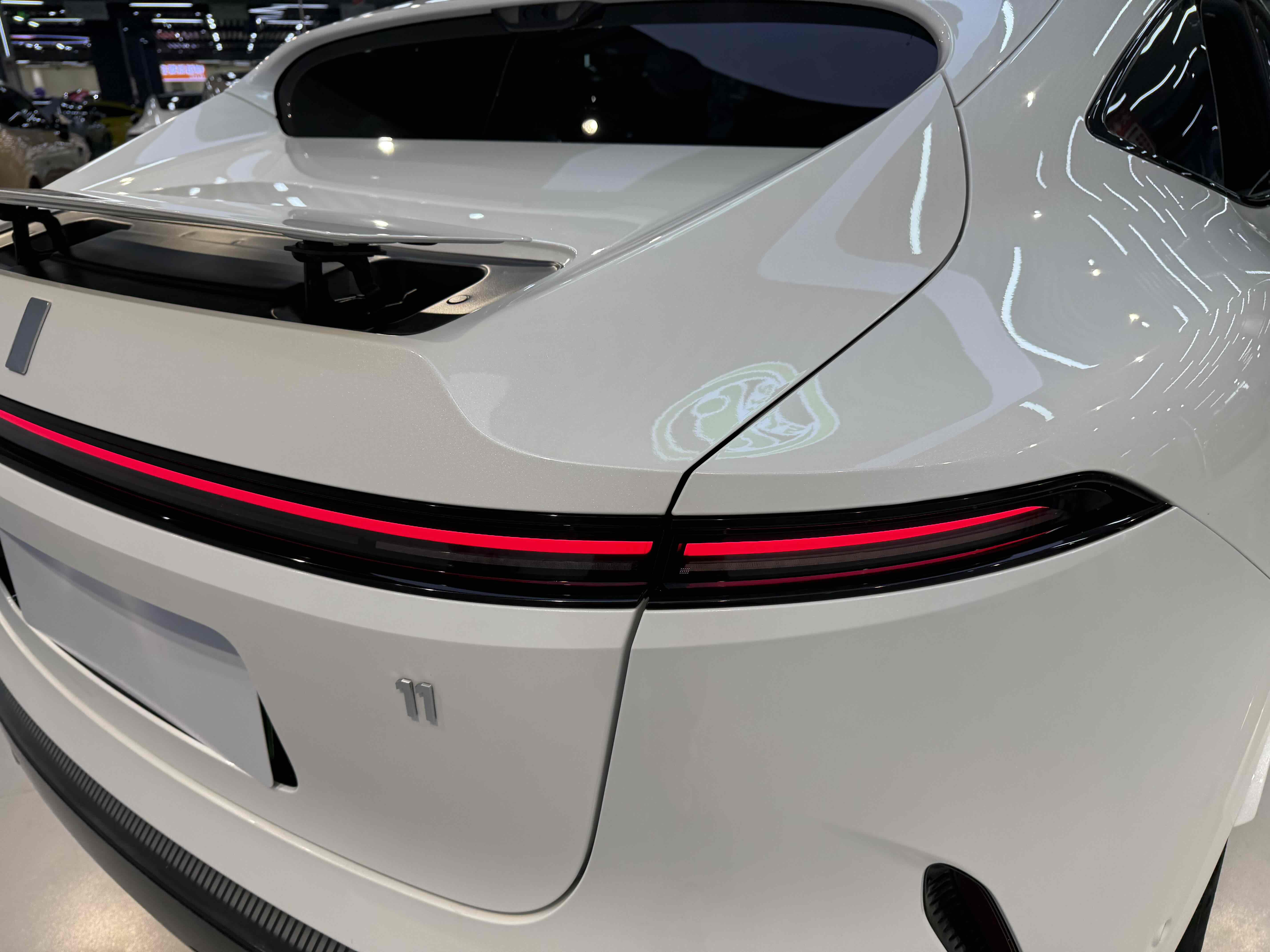 阿维塔 阿维塔11 2023 汽车图片 #23