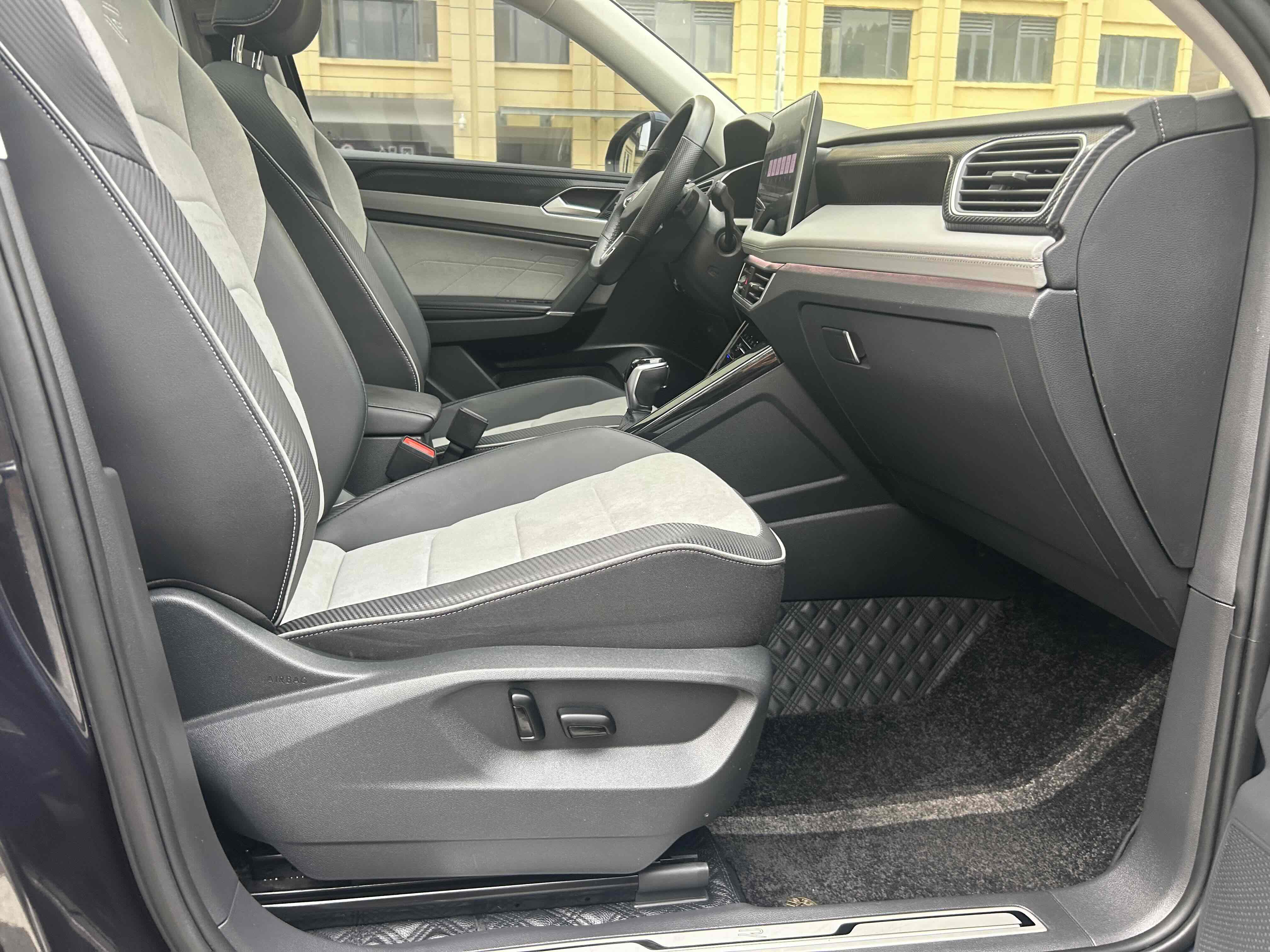 Volkswagen Tayron X 2023 #23 Volkswagen Tayron X 2023 car image #23