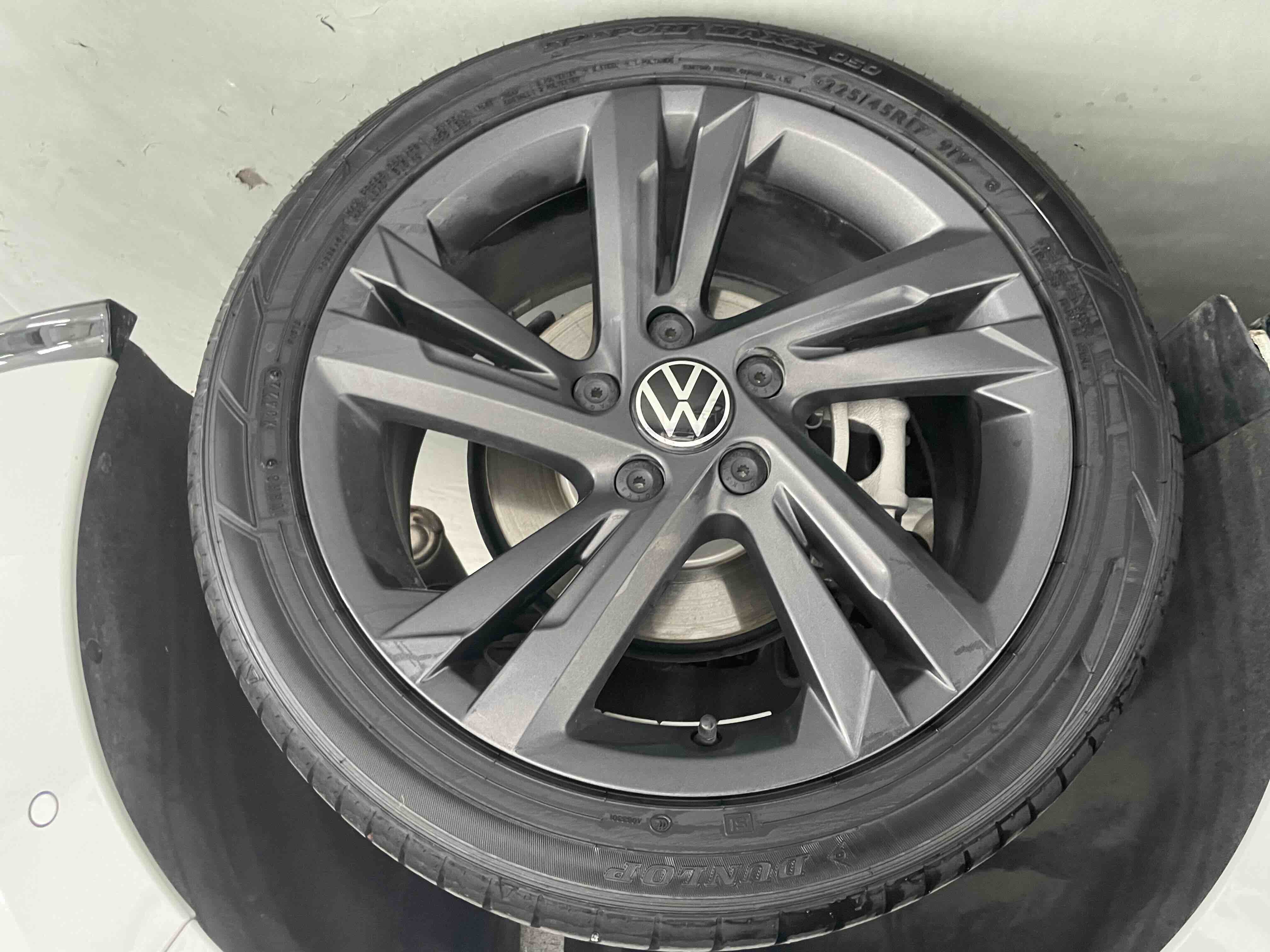Volkswagen Golf 2023 #23 Volkswagen Golf 2023 car image #23