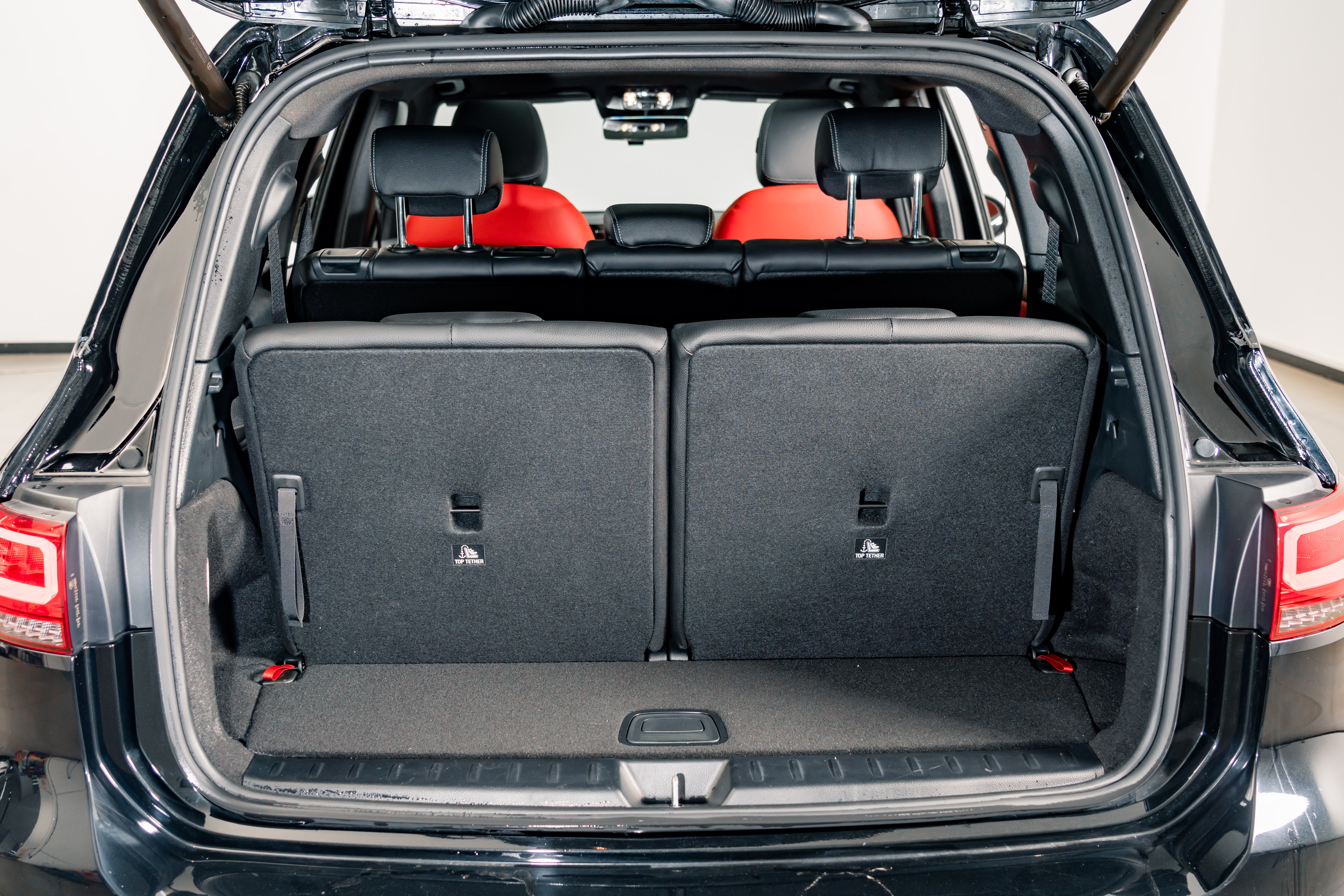 Mercedes-Benz GLB AMG 2023 car image #23