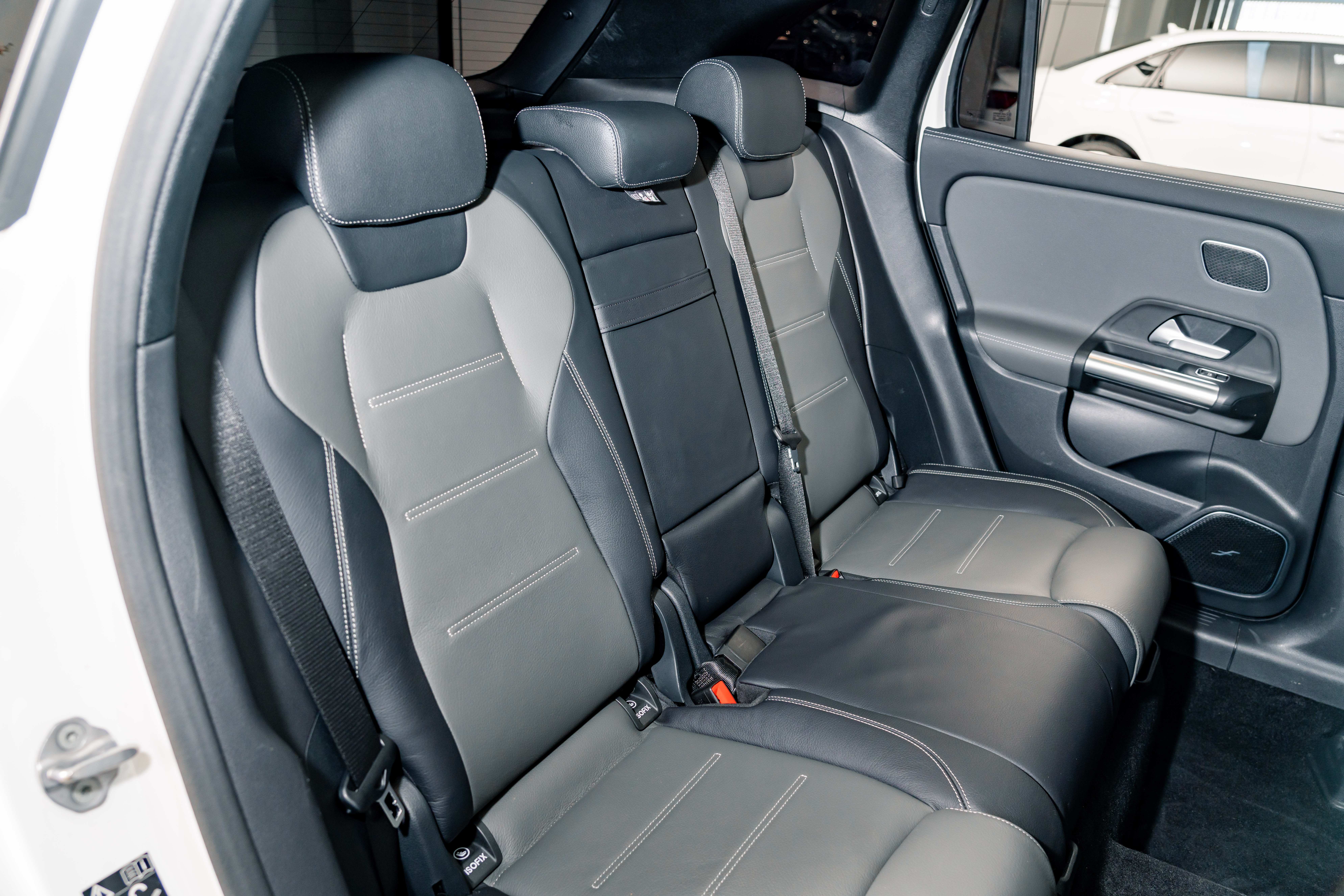 Mercedes-Benz GLA AMG 2023 car image #23