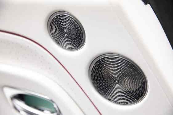 Rolls-Royce Spectre 2025 immagine di auto #23