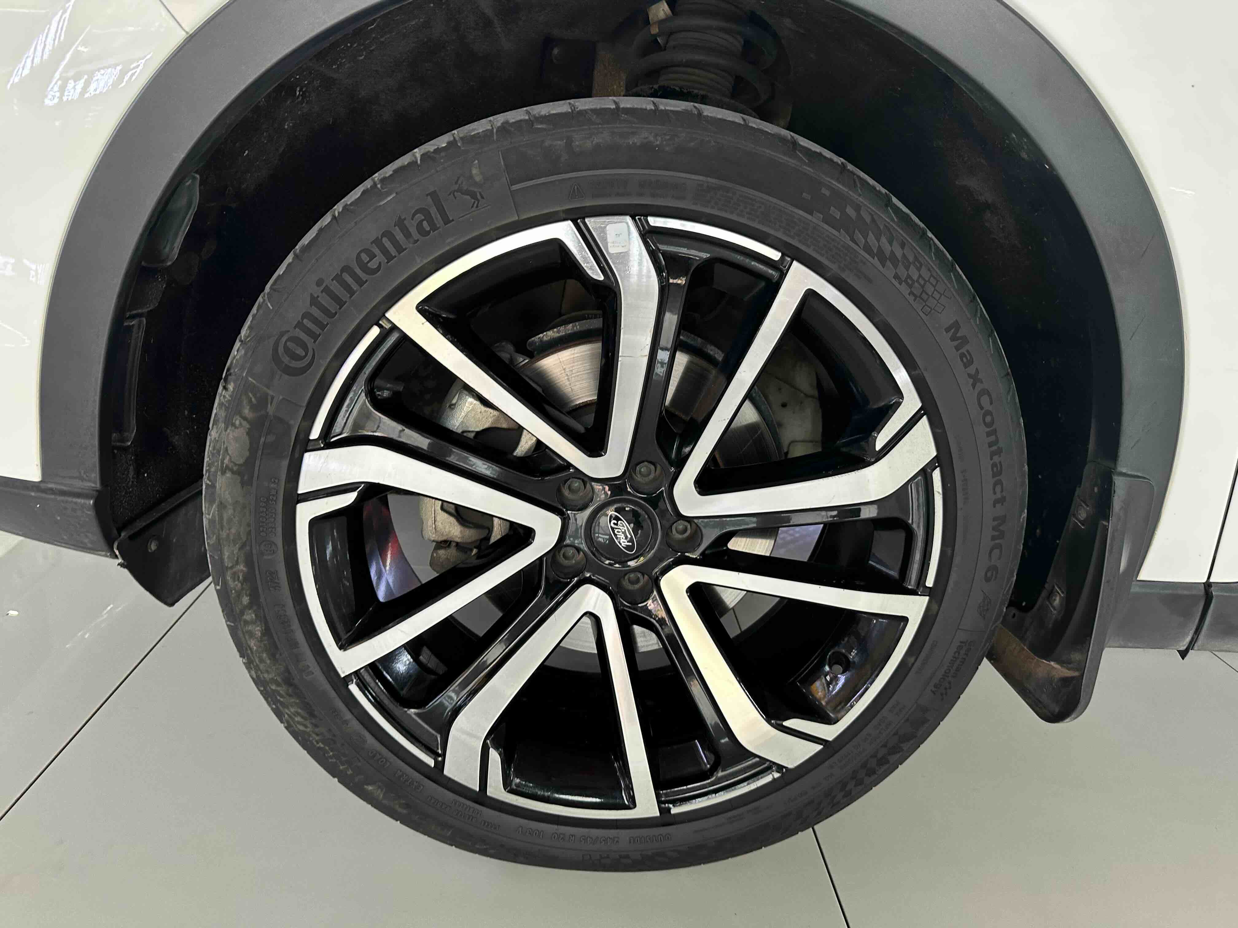 Ford Equator 2023 car image #23