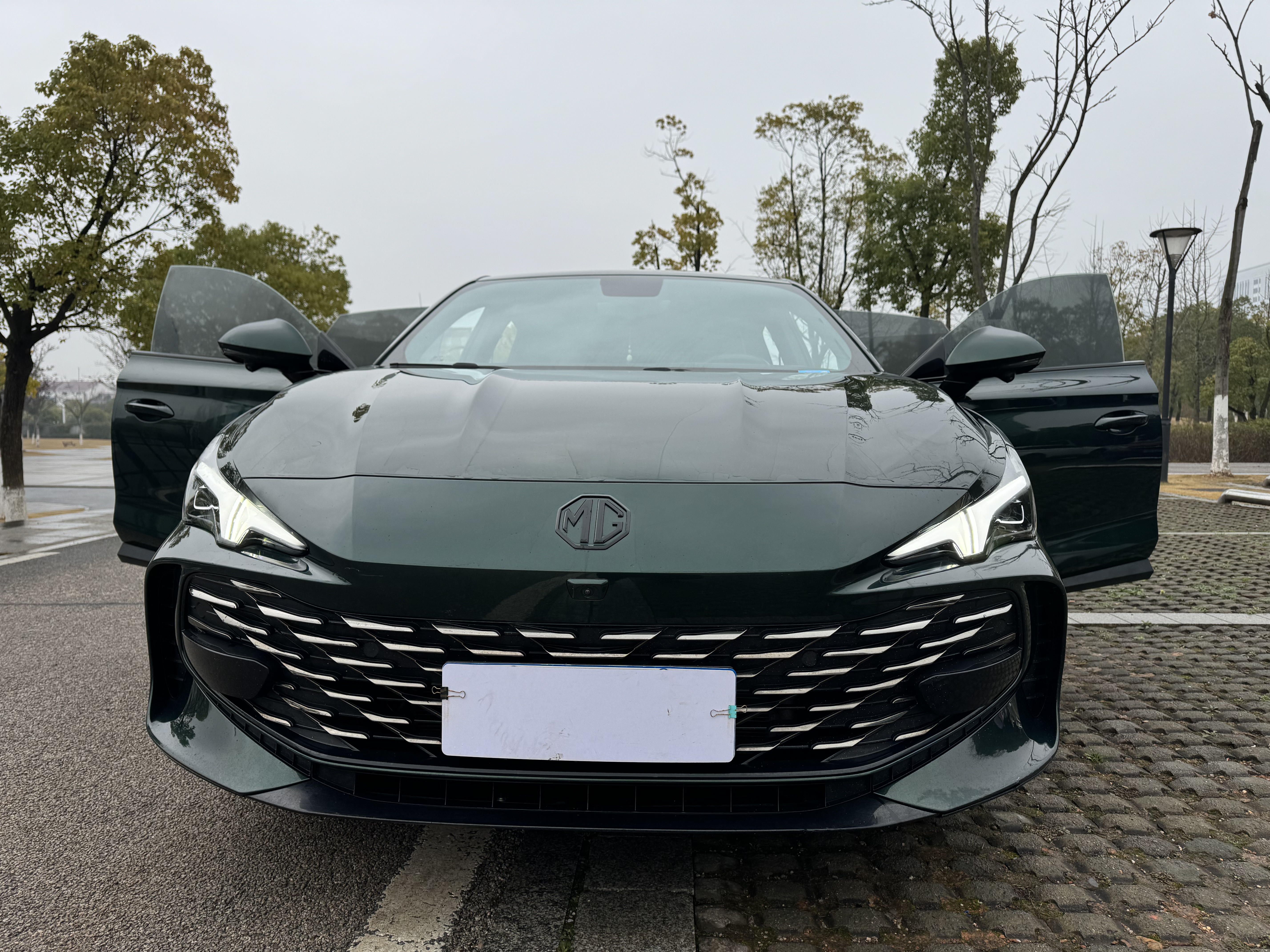 MG 7 2023 car image #23