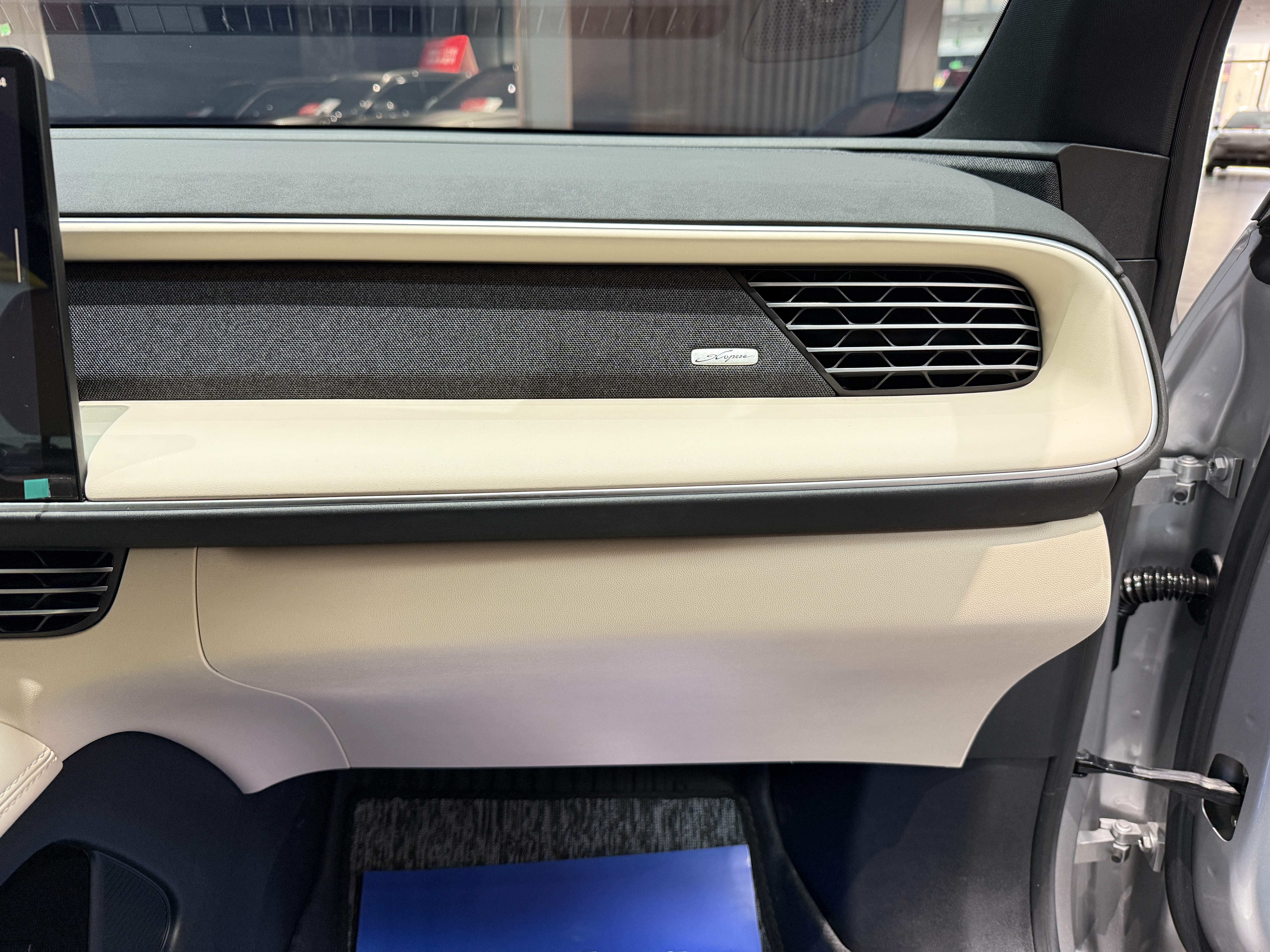 Xpeng G6 2024 صورة سيارة #23