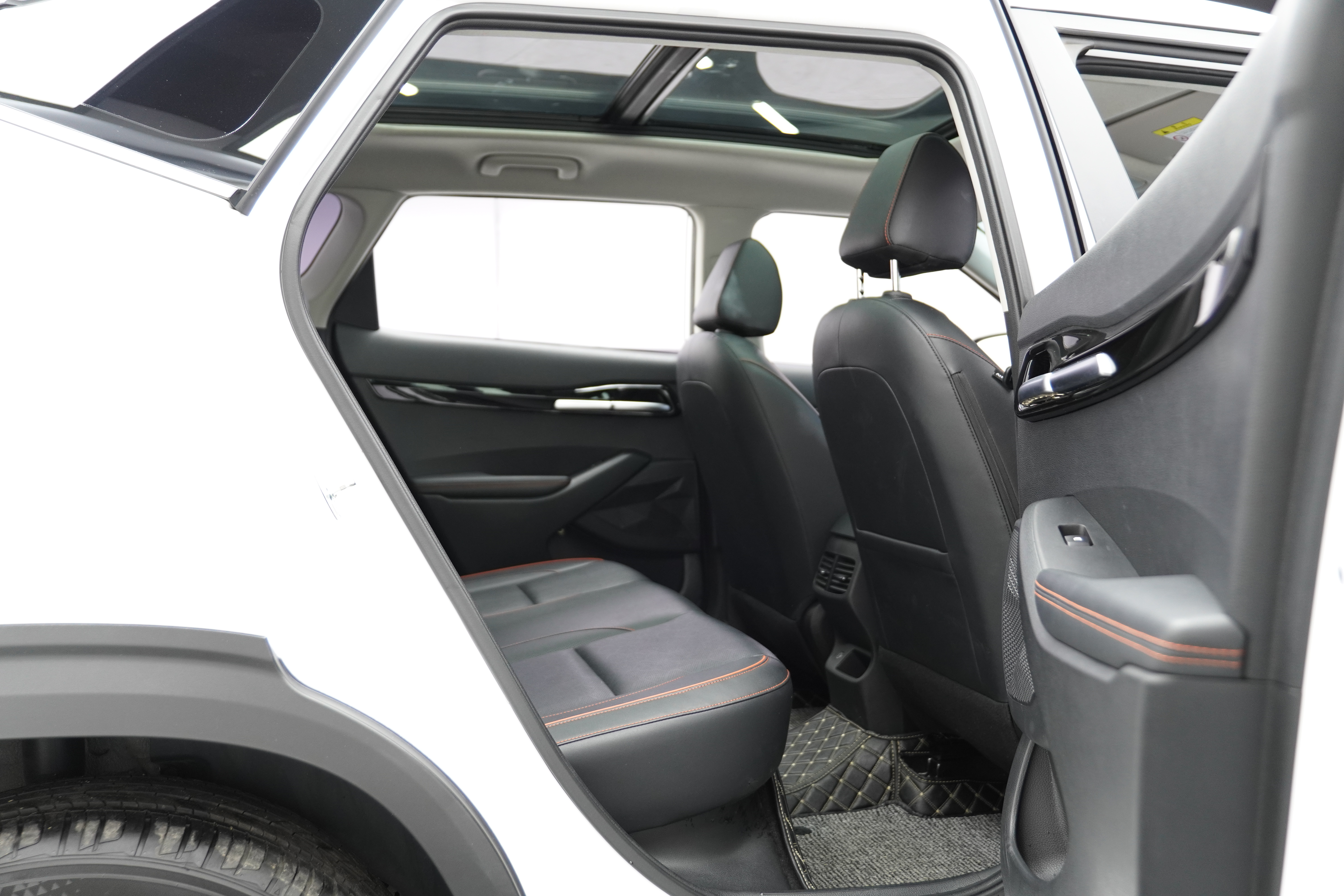 Kia Seltos 2024 car image #23