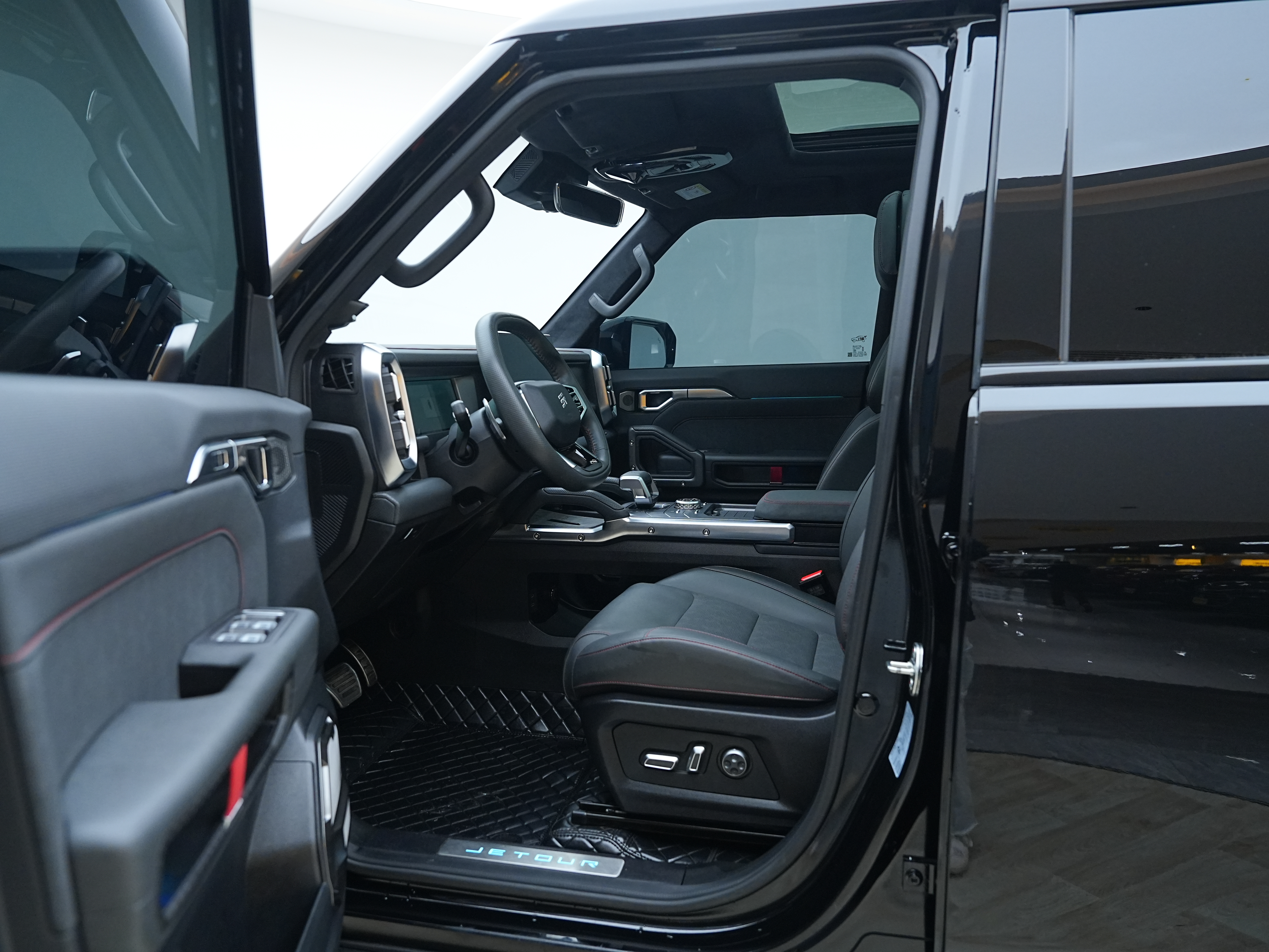 Jetour Traveller 2024 car image #23