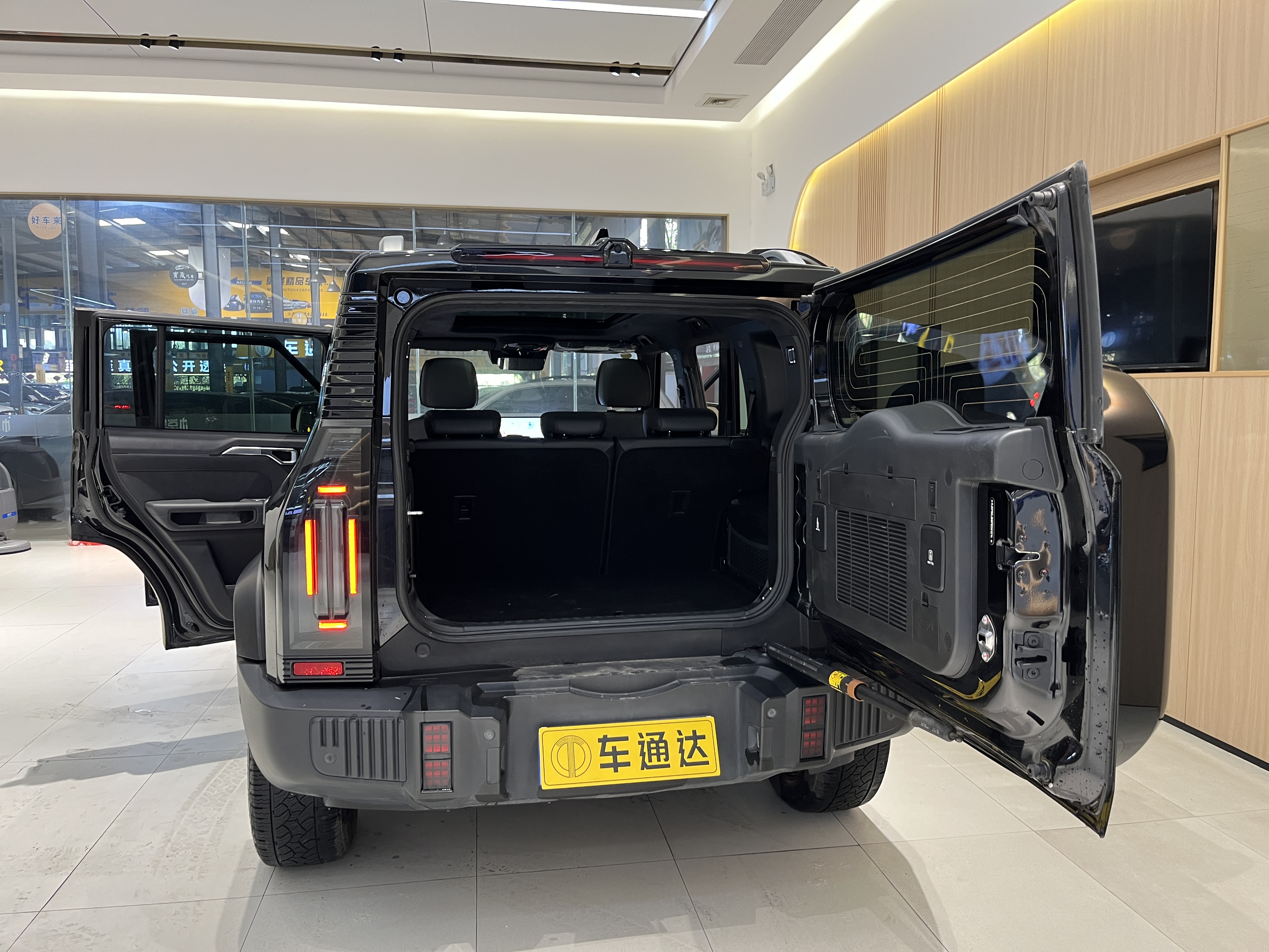 Jetour Traveller 2023 car image #23