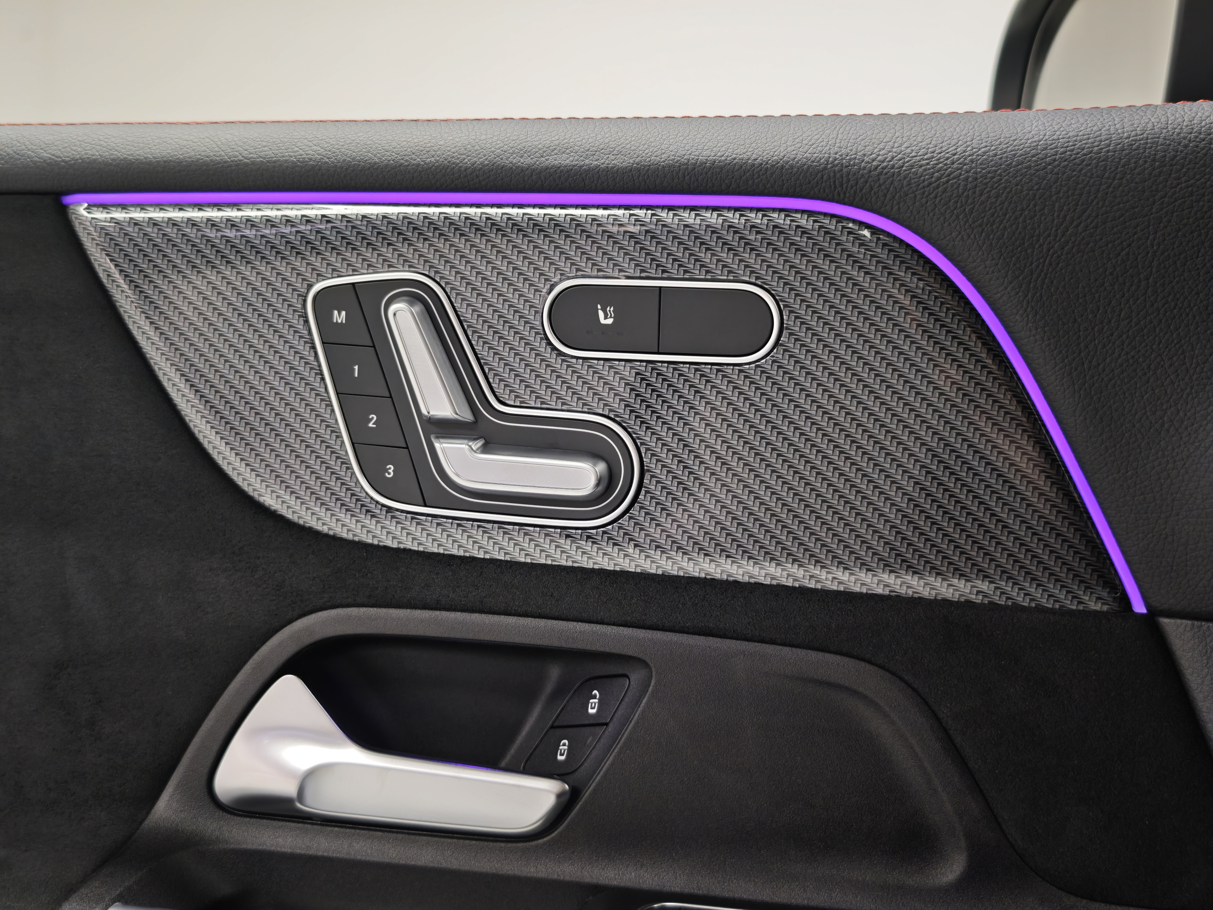 Mercedes-Benz GLB AMG 2025 car image #23