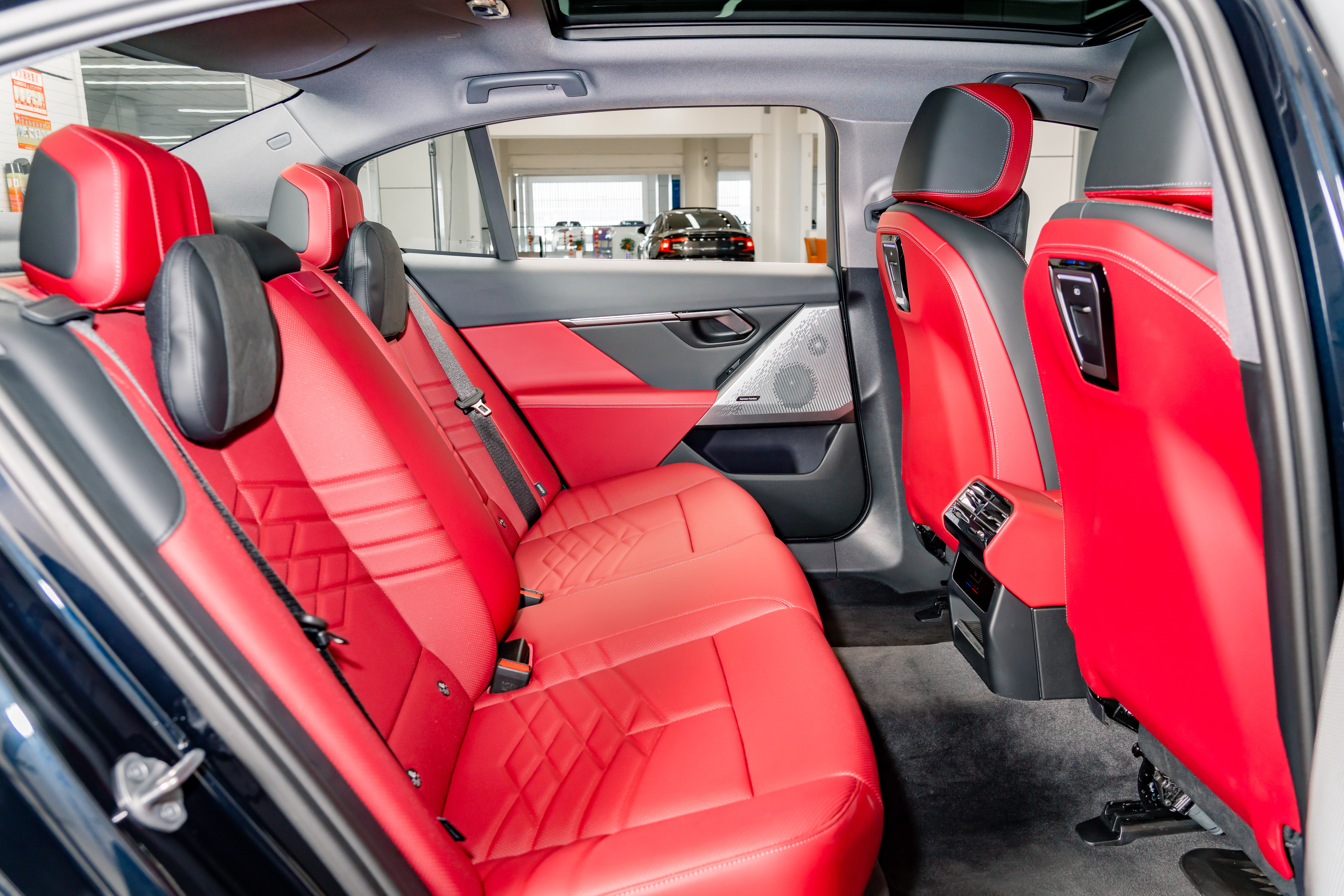 BMW i5 2025 immagine di auto #23