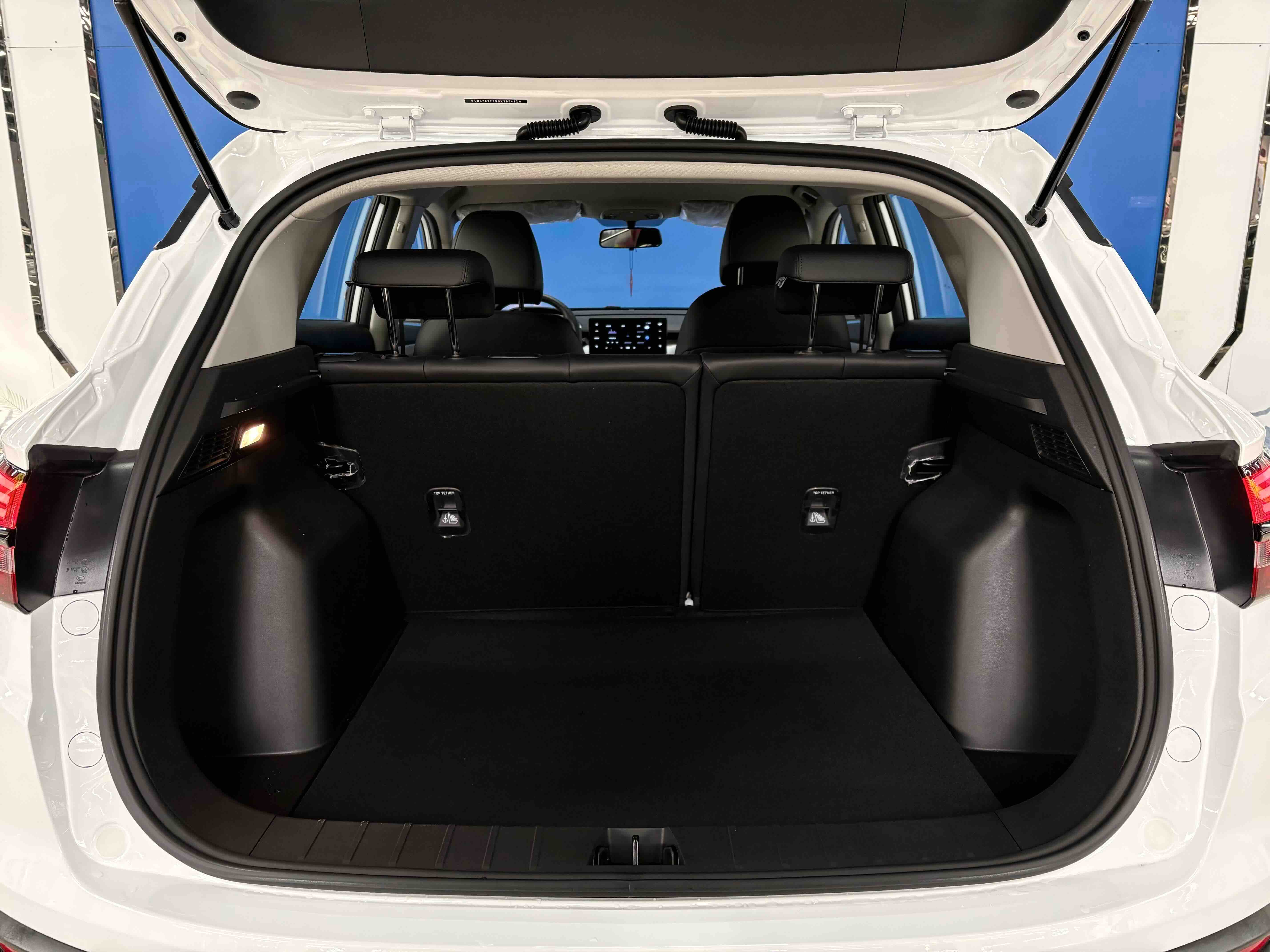 吉利汽车 缤越 2026 汽车图片 #23