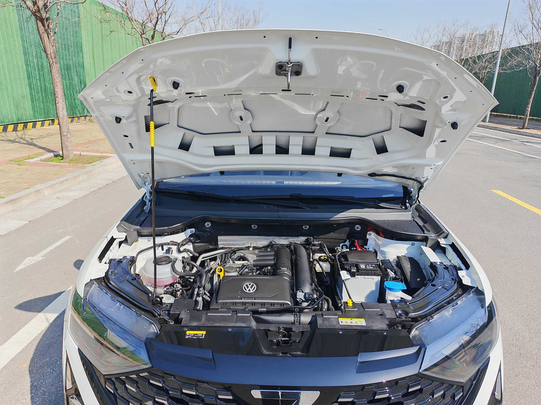 VS5 2025 car image #23