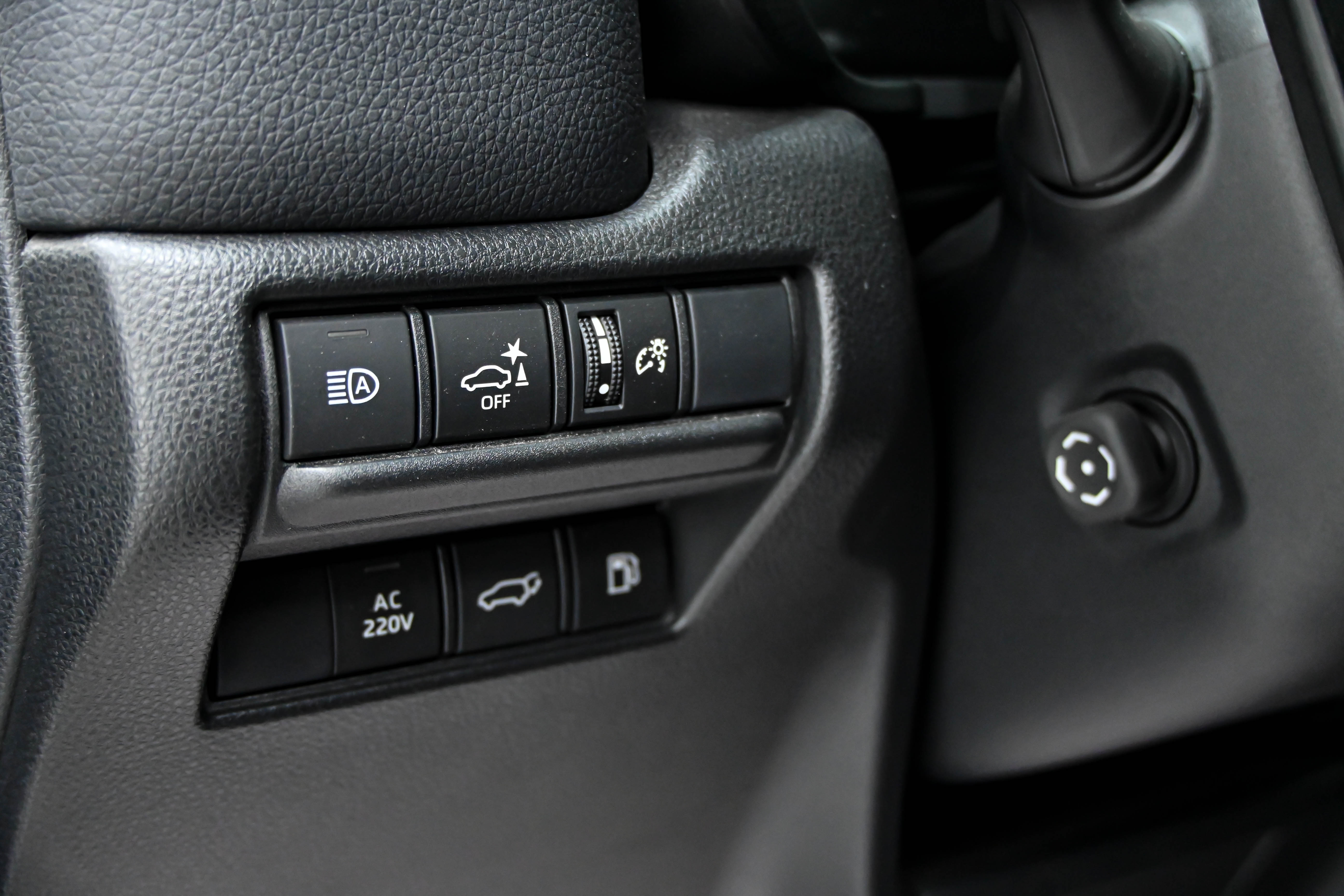 Toyota Land Cruiser Prado 2025 #23 Toyota Land Cruiser Prado 2025 car image #23