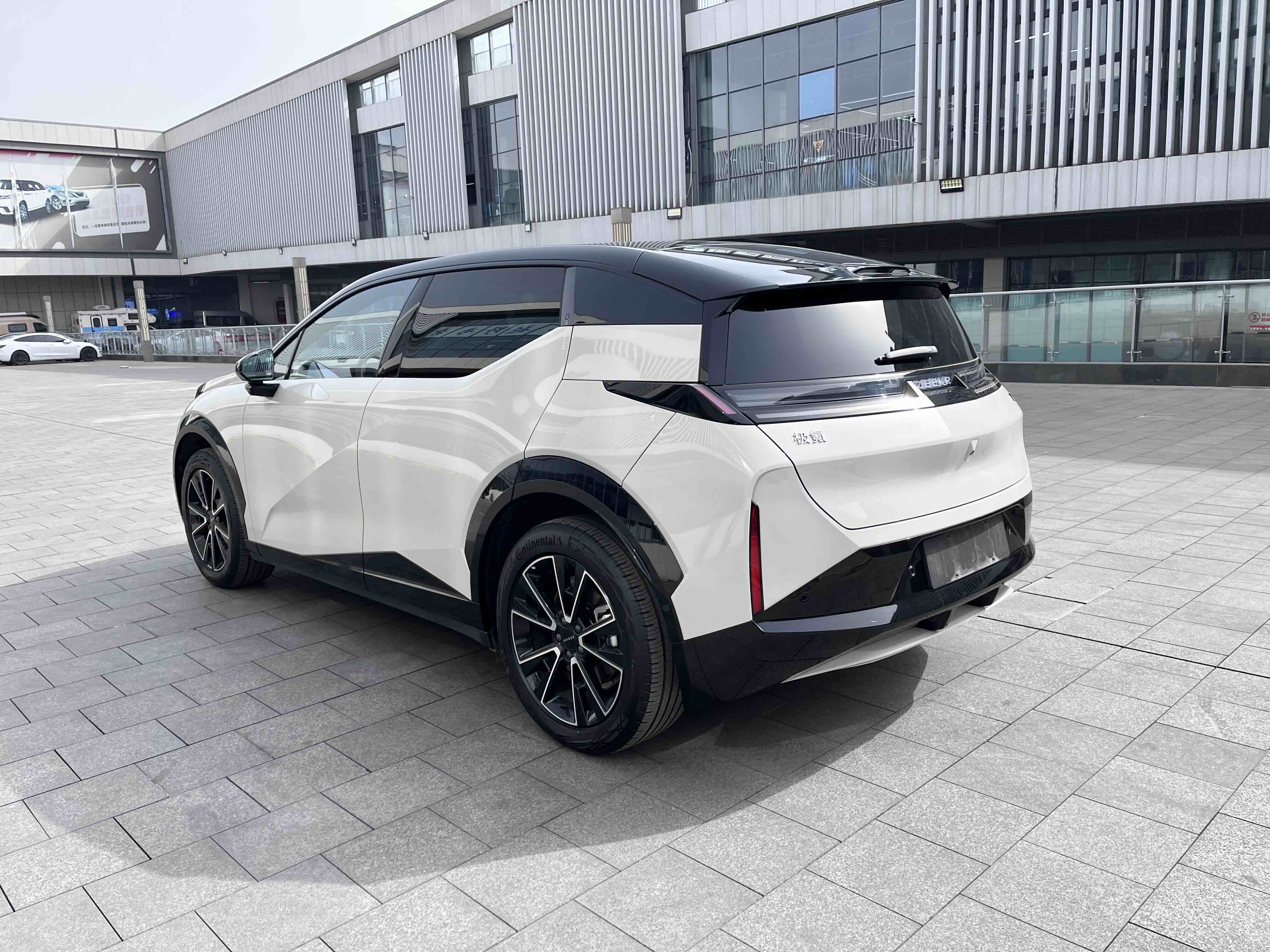 极氪 极氪X 2024 汽车图片 #23