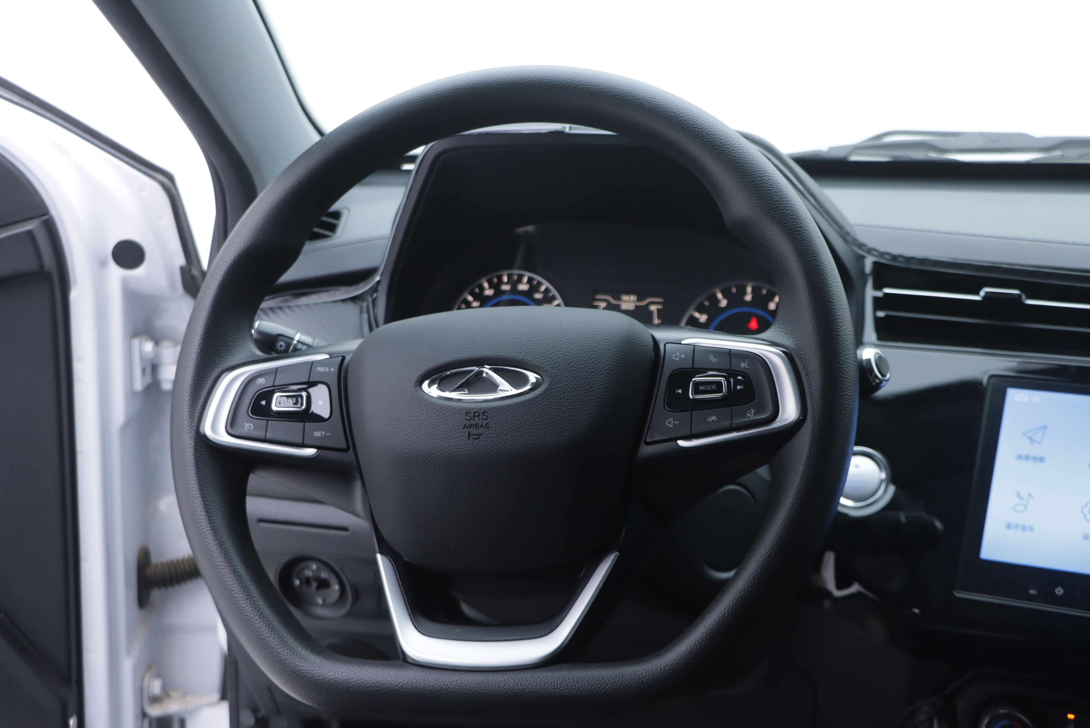 Chery Tiggo 3x 2024 car image #23
