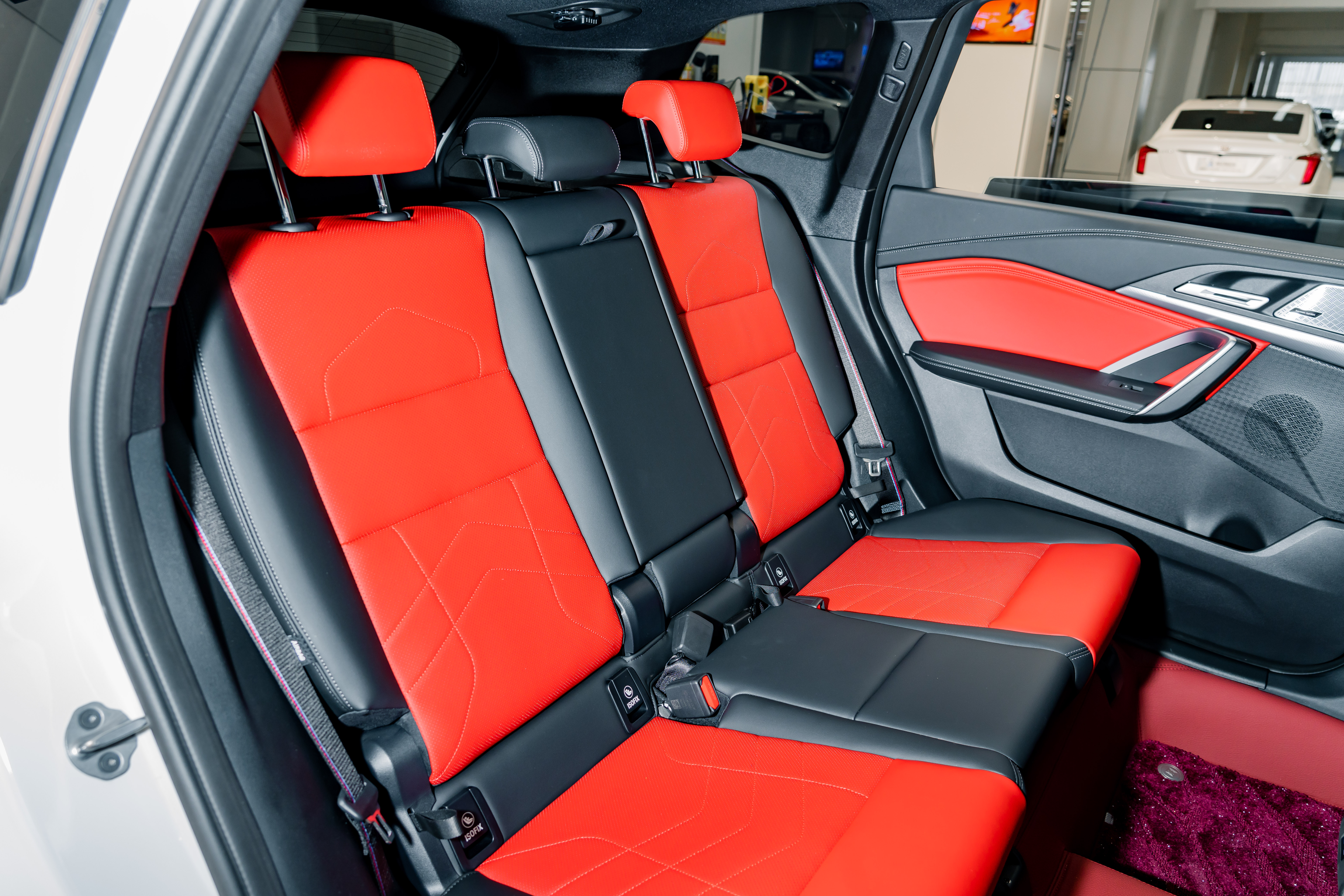 BMW X1 M35Li 2025 #23 BMW X1 M35Li 2025 car image #23