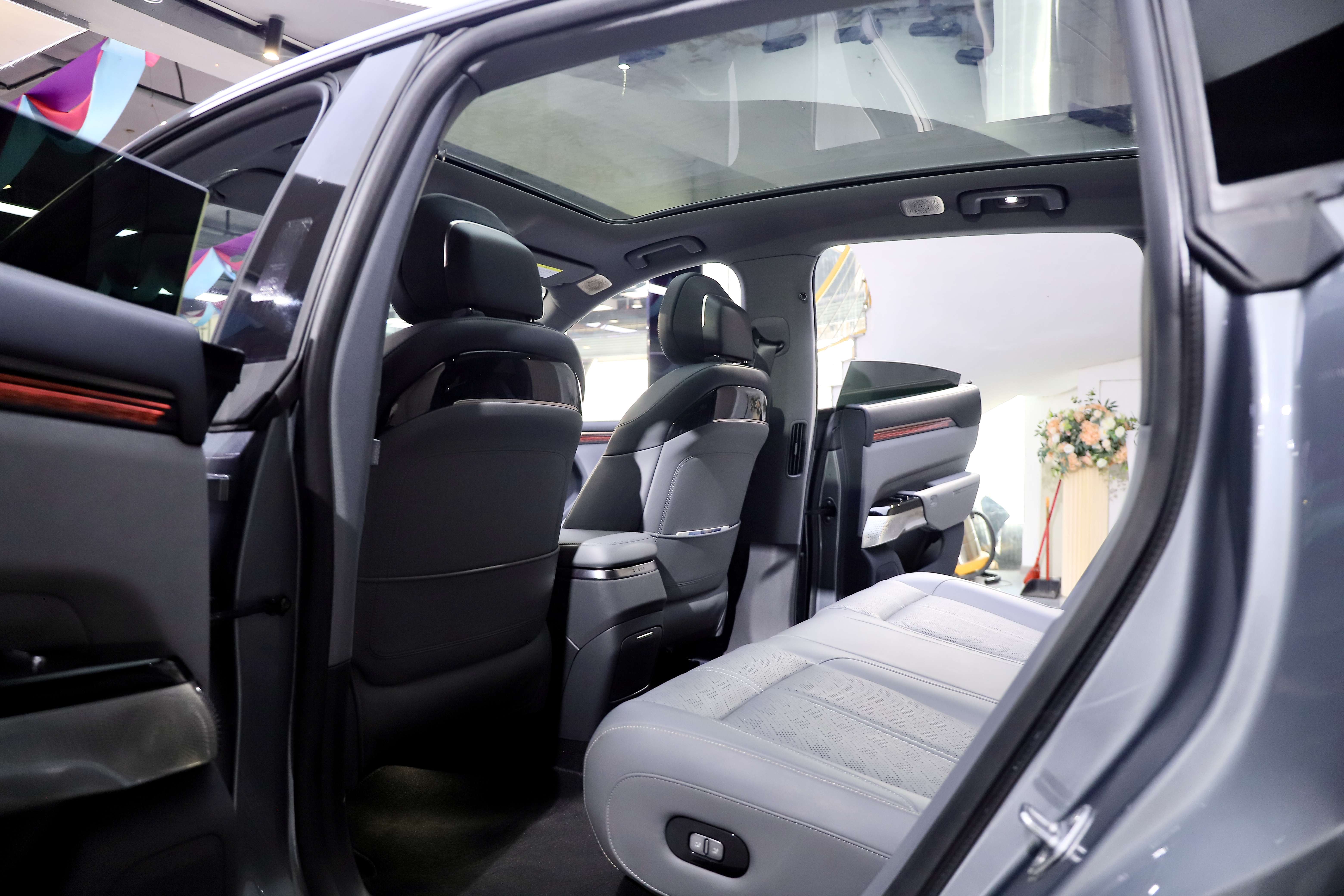 极氪 极氪7X 2024 汽车图片 #23