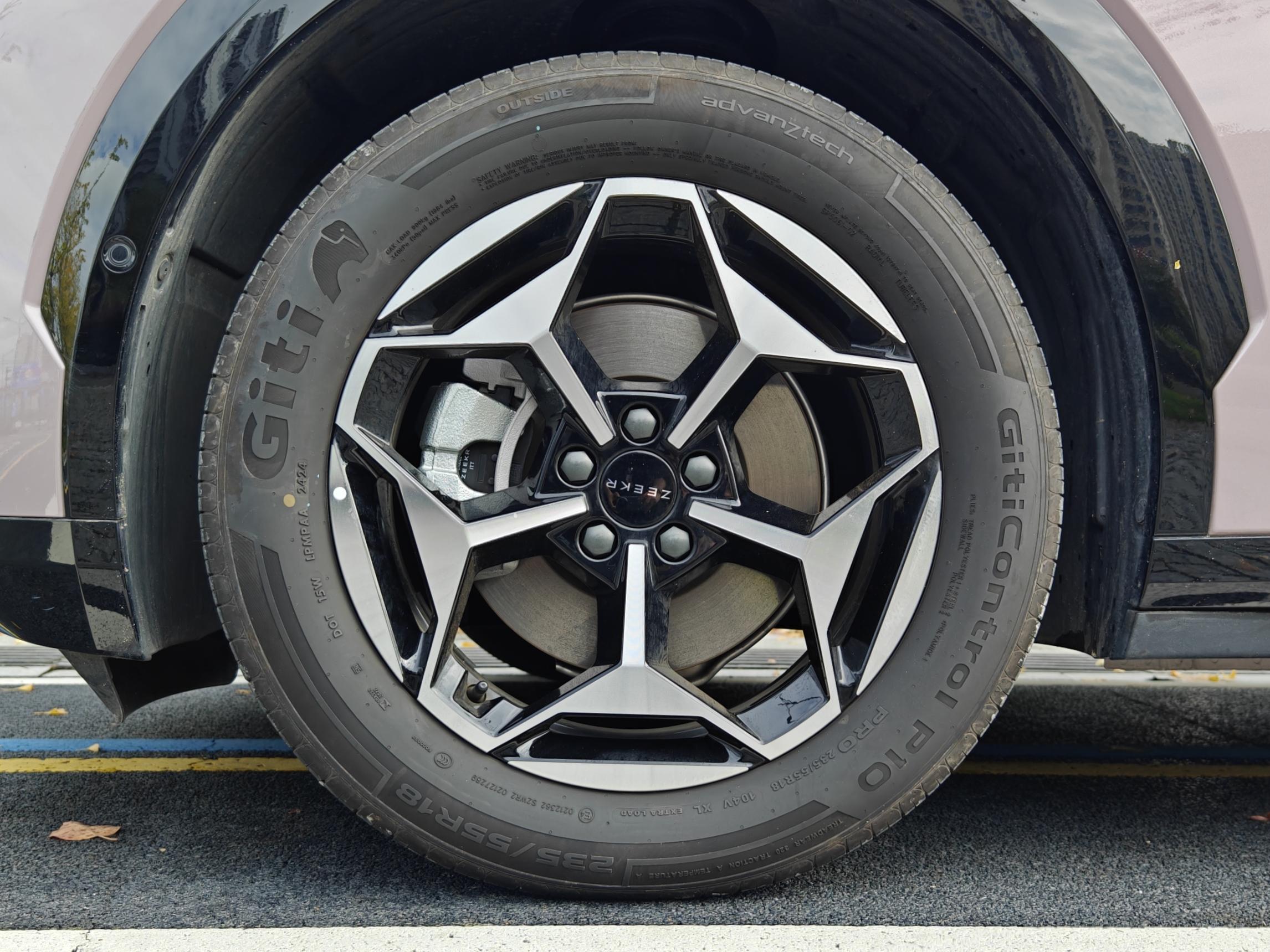 Zeekr X 2024 car image #23