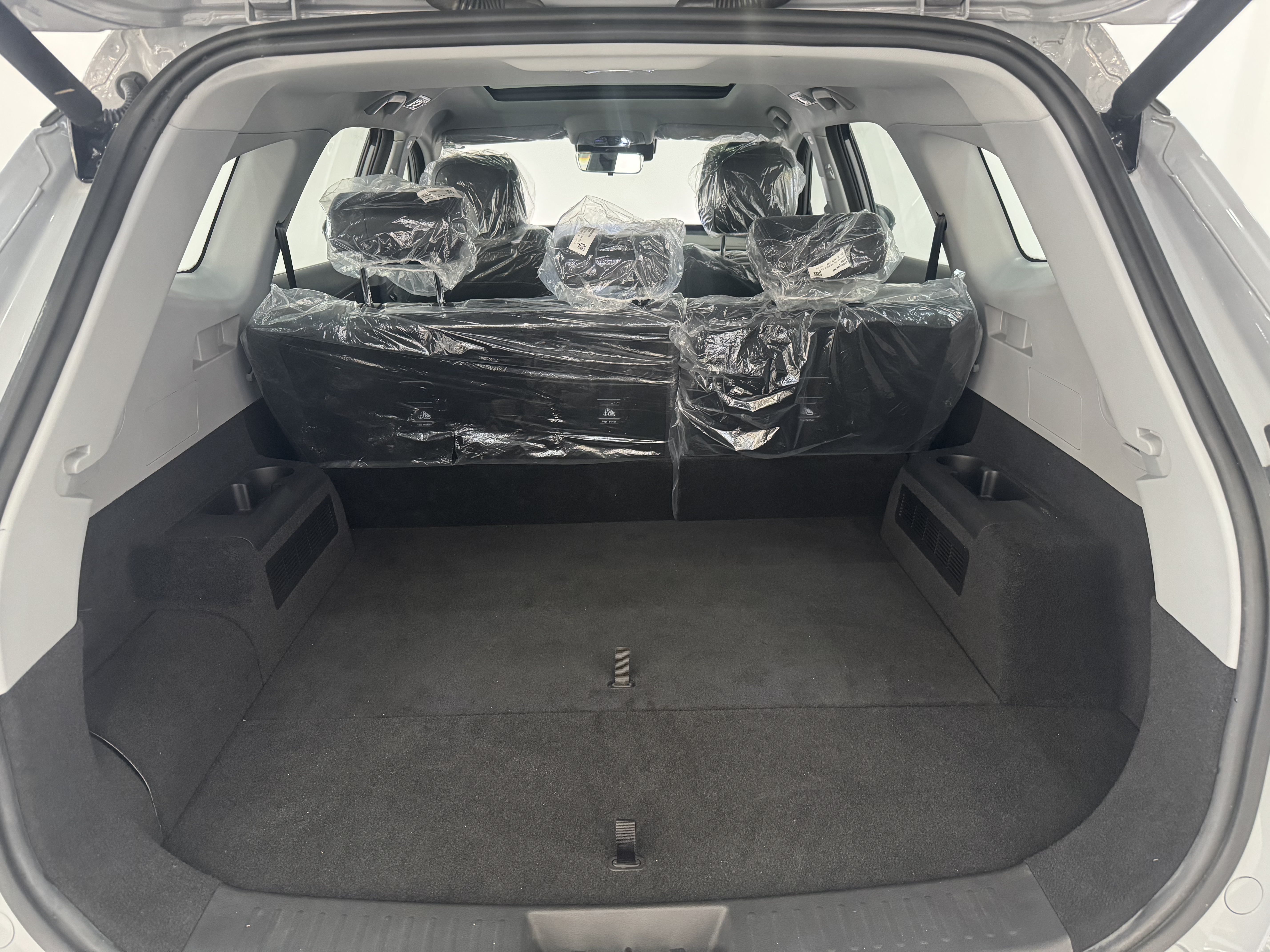 Chery Tiggo 8 PRO New Energy 2025 car image #23