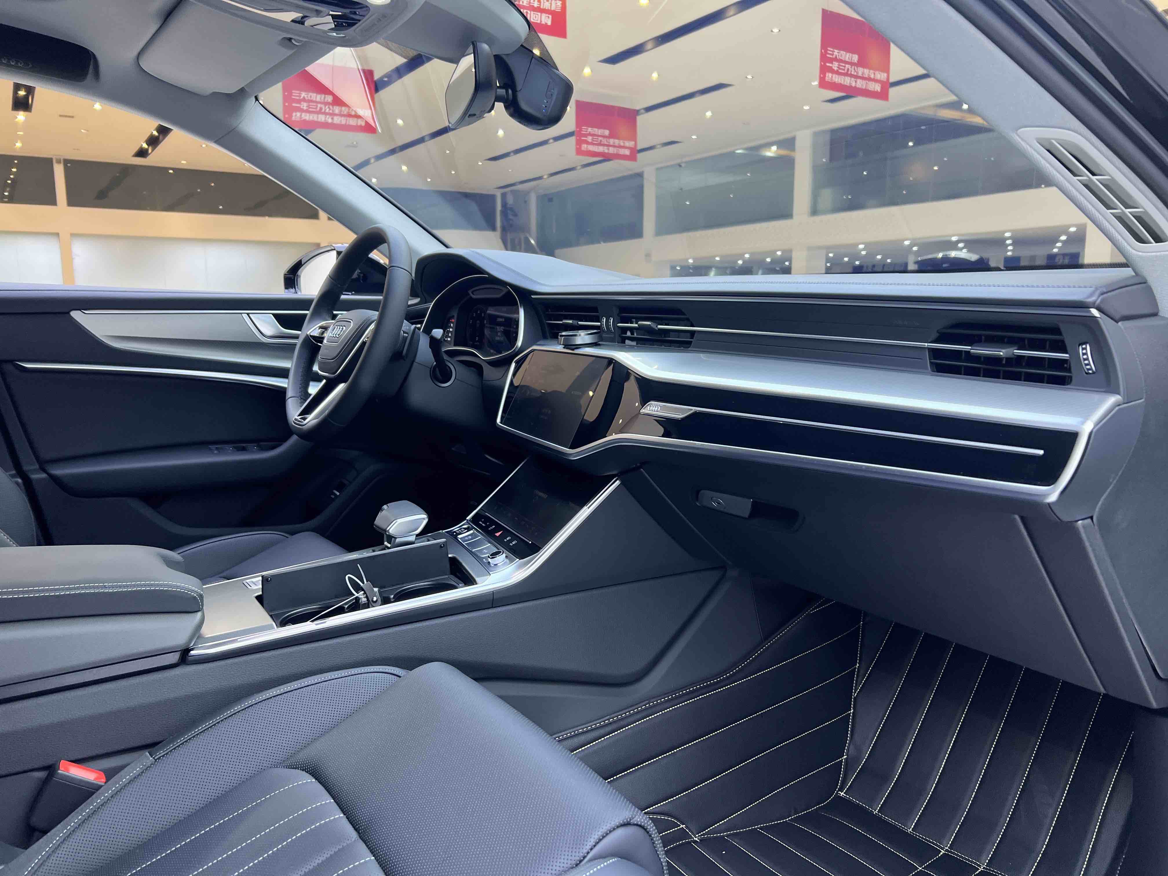 Audi A6L 2025 #23 Audi A6L 2025 car image #23