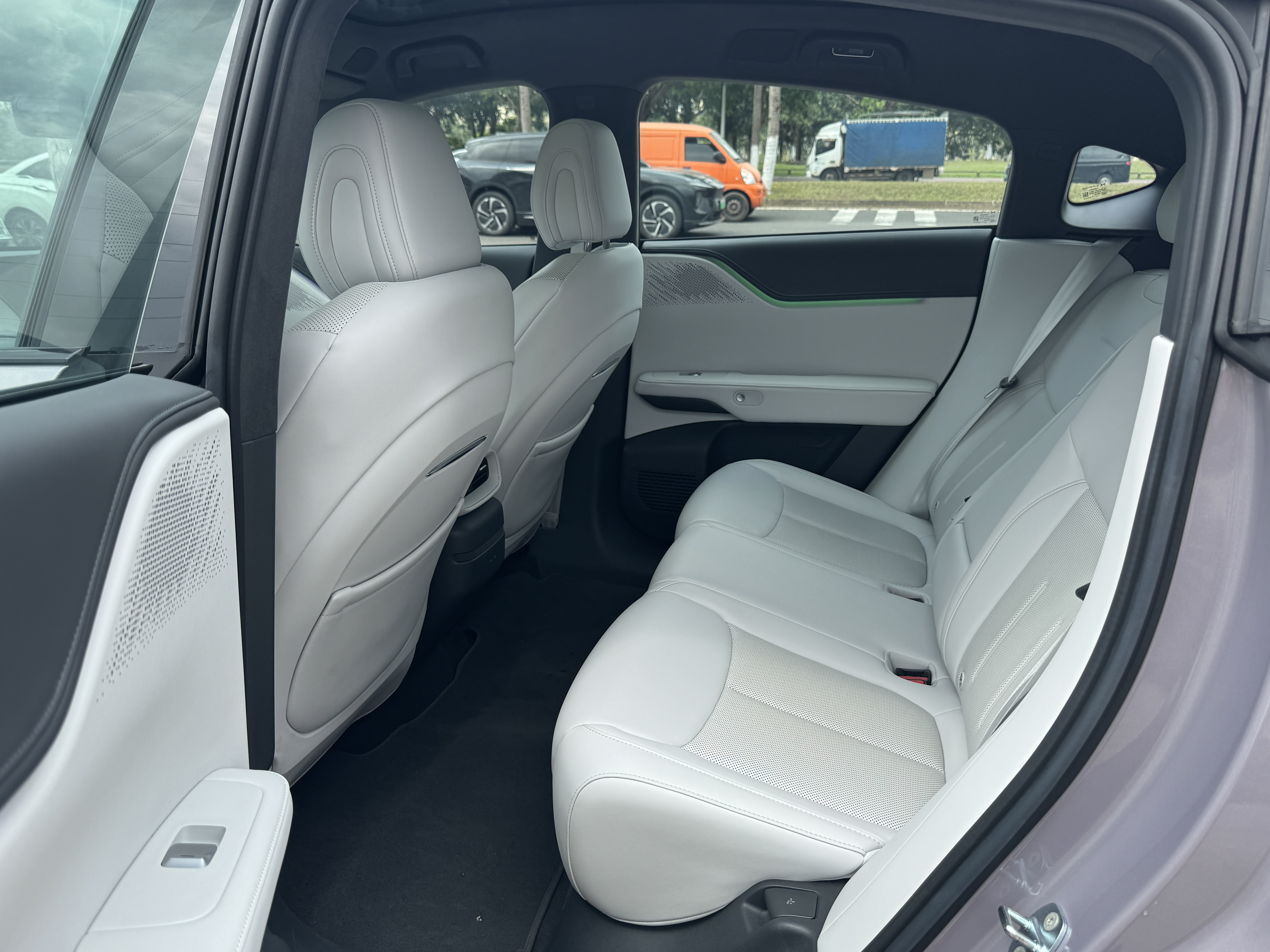 小鹏 小鹏G6 2025 汽车图片 #23