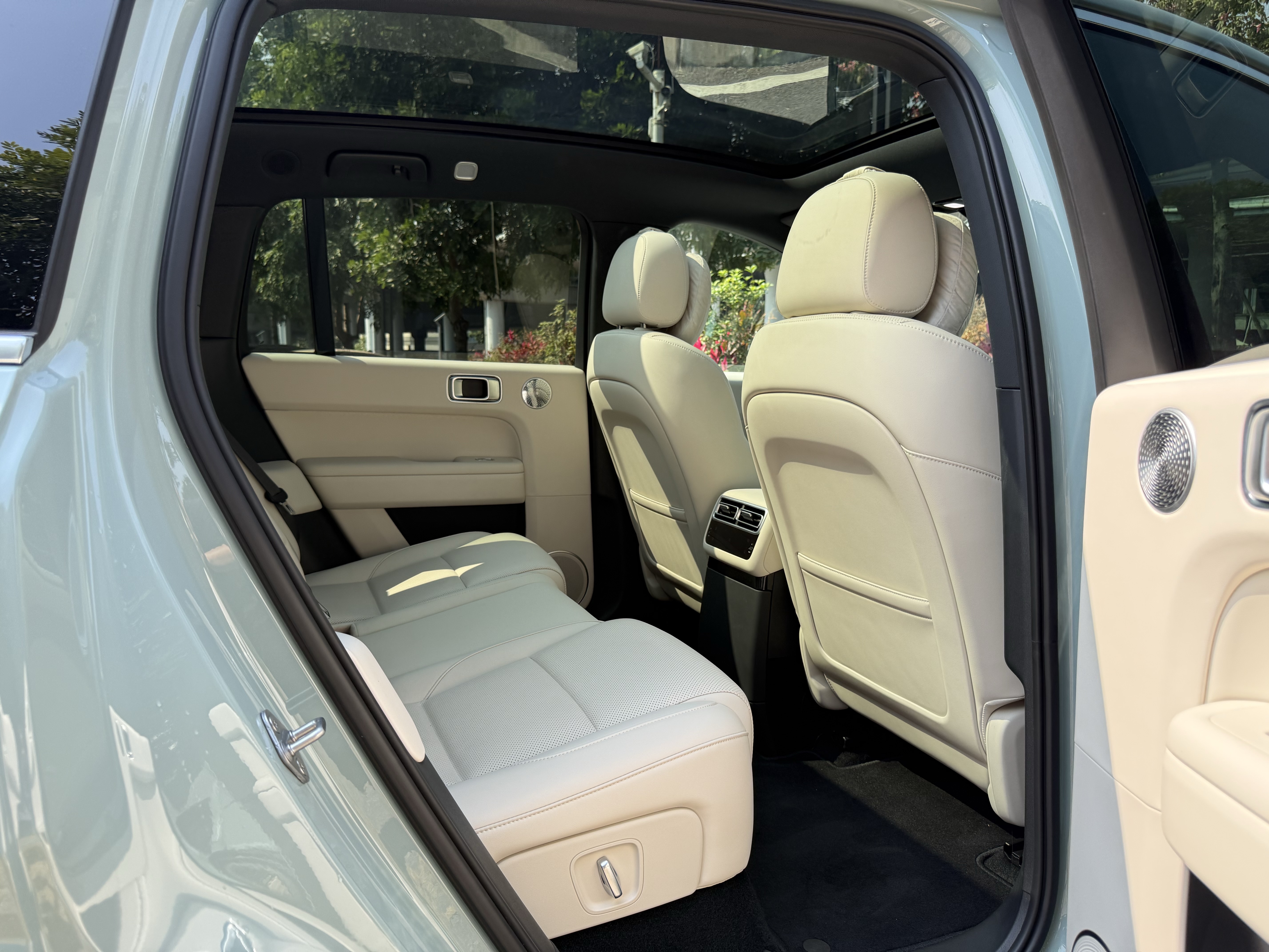 Li L6 2025 imagem de carro #23