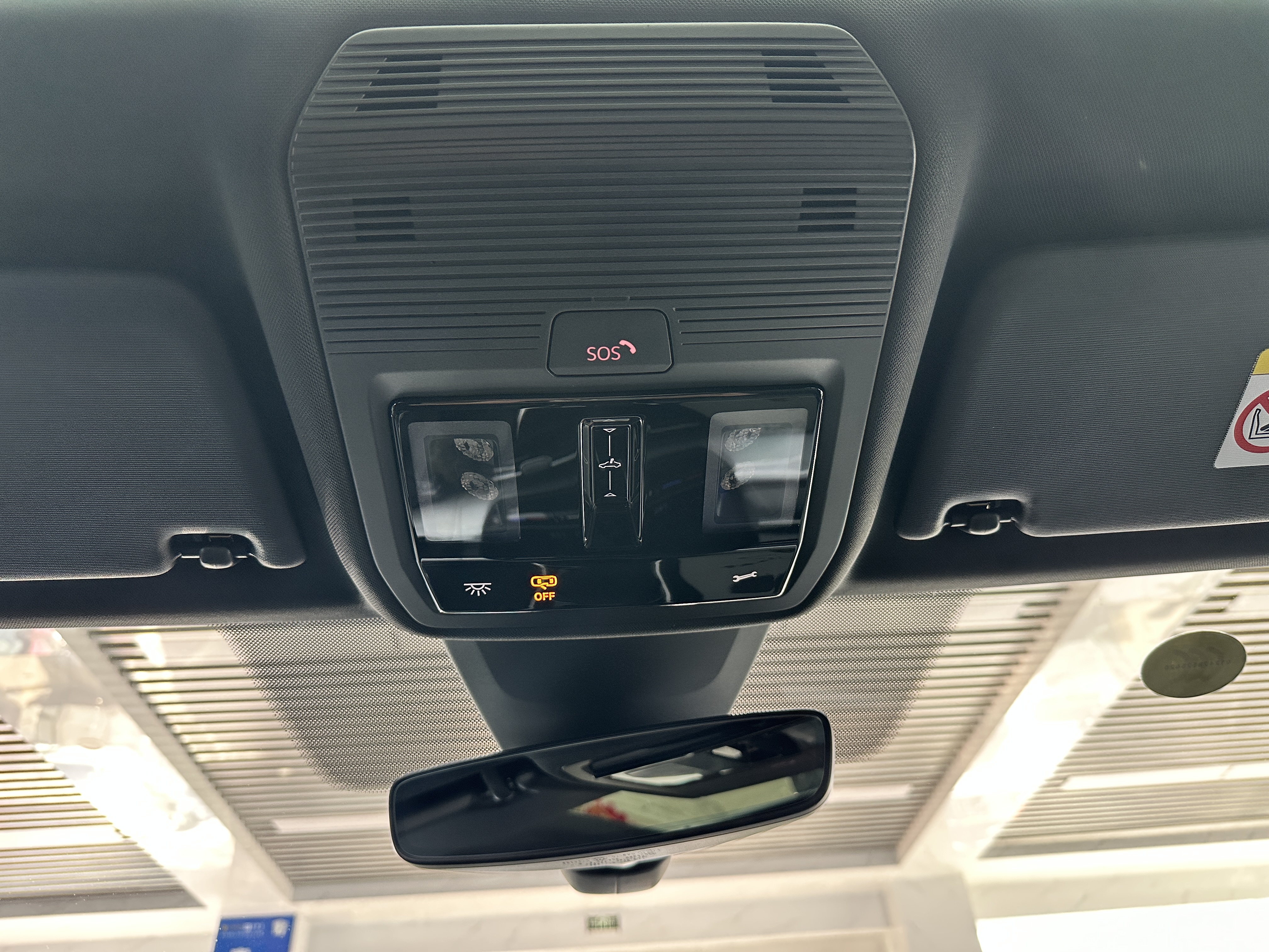 Volkswagen Lamando 2025 car image #23