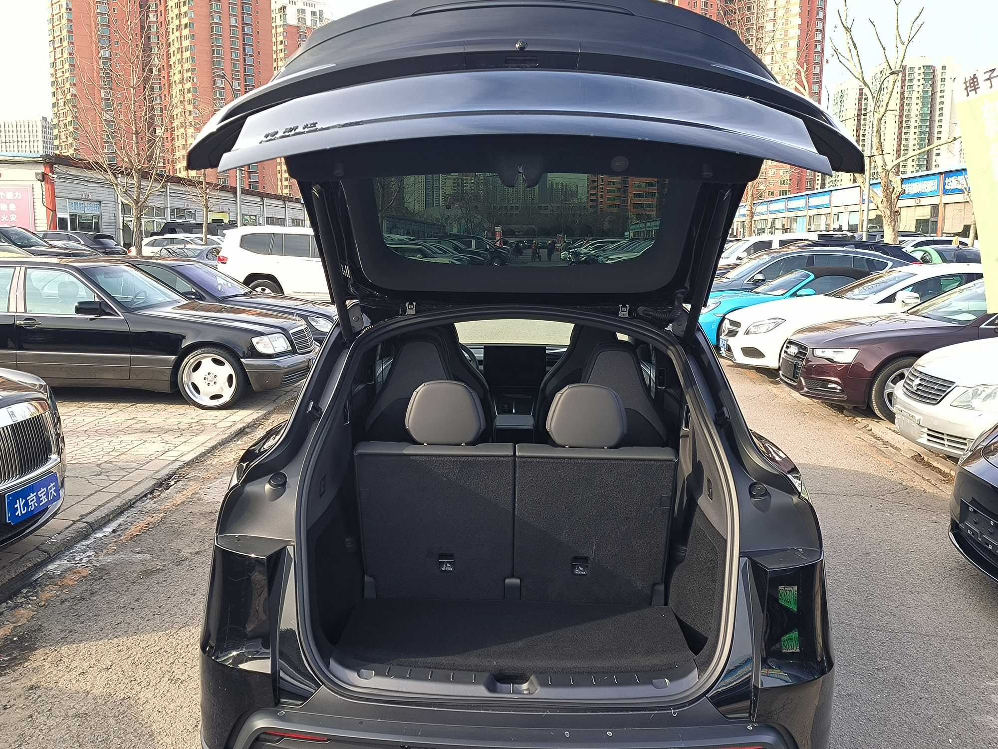 Tesla Model Y L 2025 изображение автомобиля #23