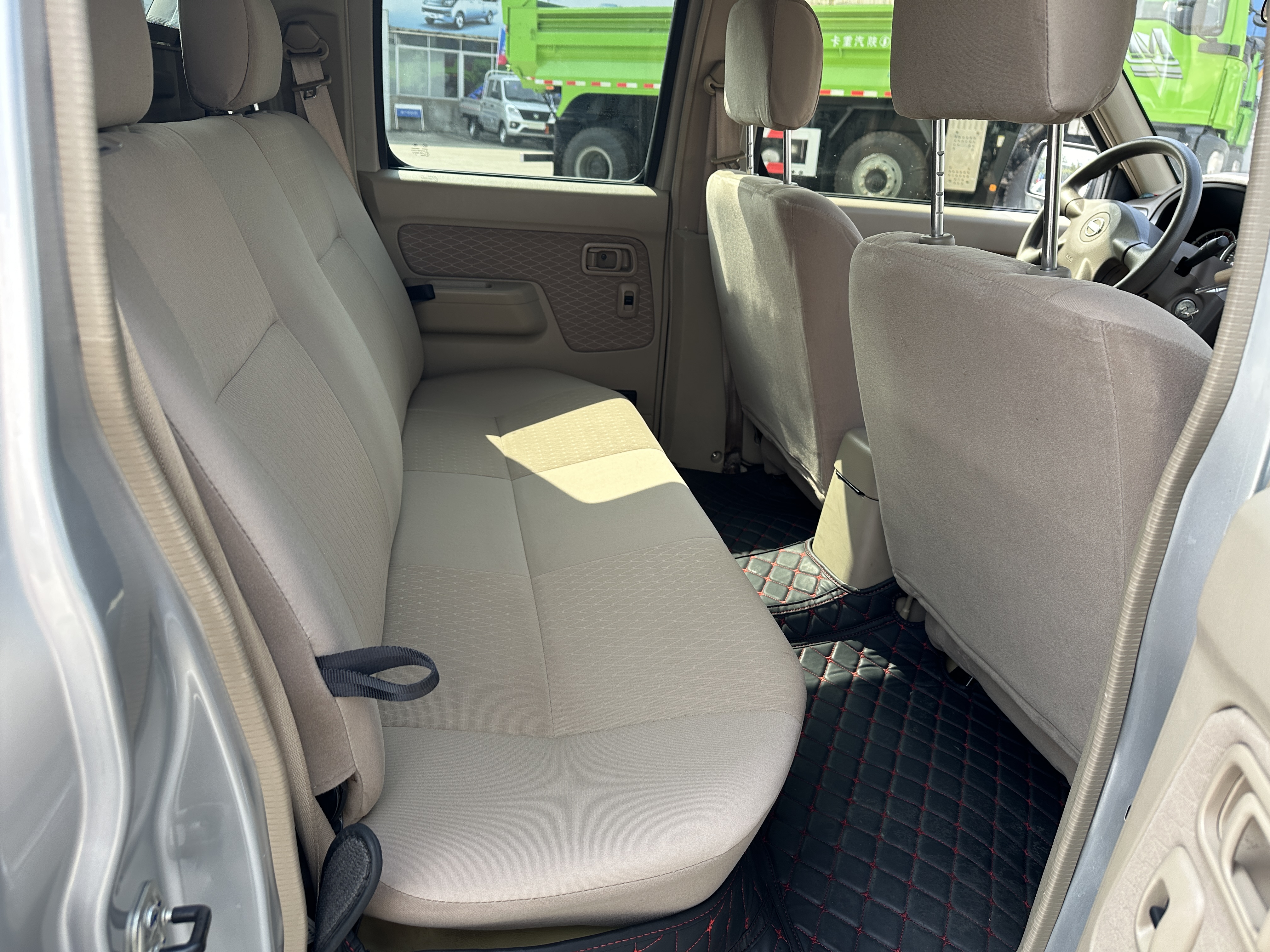 日产 日产ZN厢式车 2015 汽车图片 #23