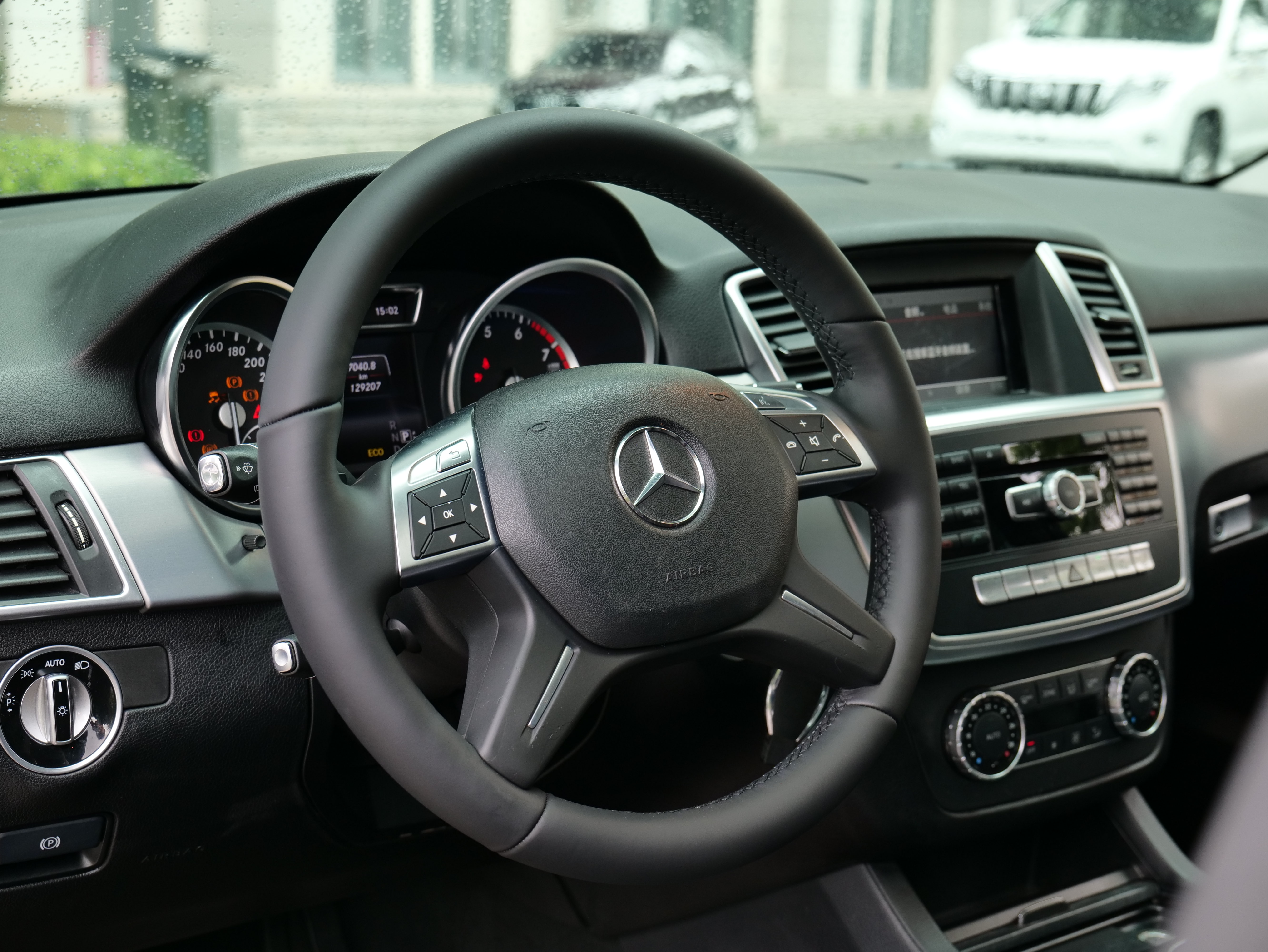 Mercedes-Benz M Class 2014 #23 Mercedes-Benz M Class 2014 car image #23