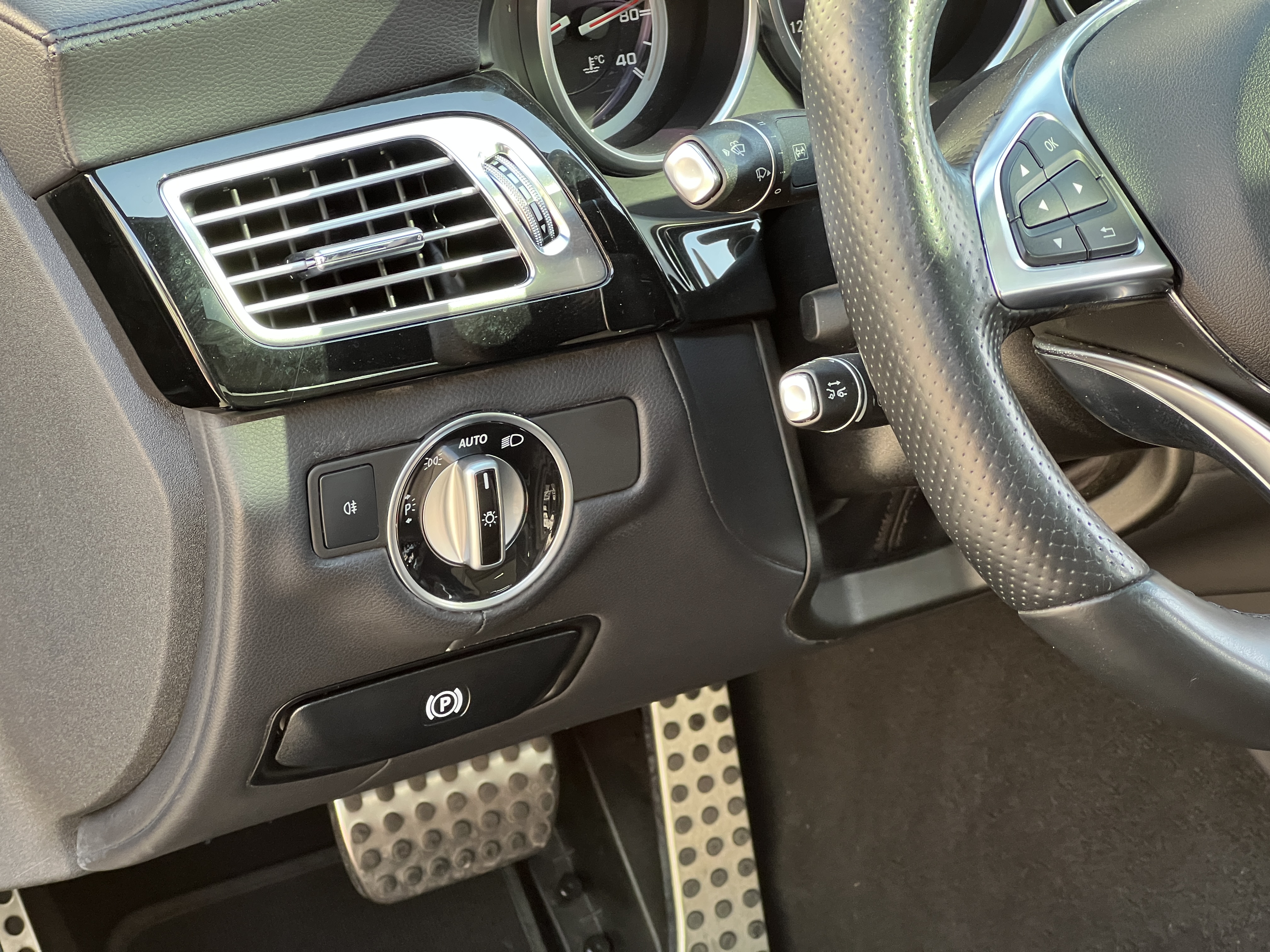 Mercedes-Benz CLS AMG 2017 car image #23