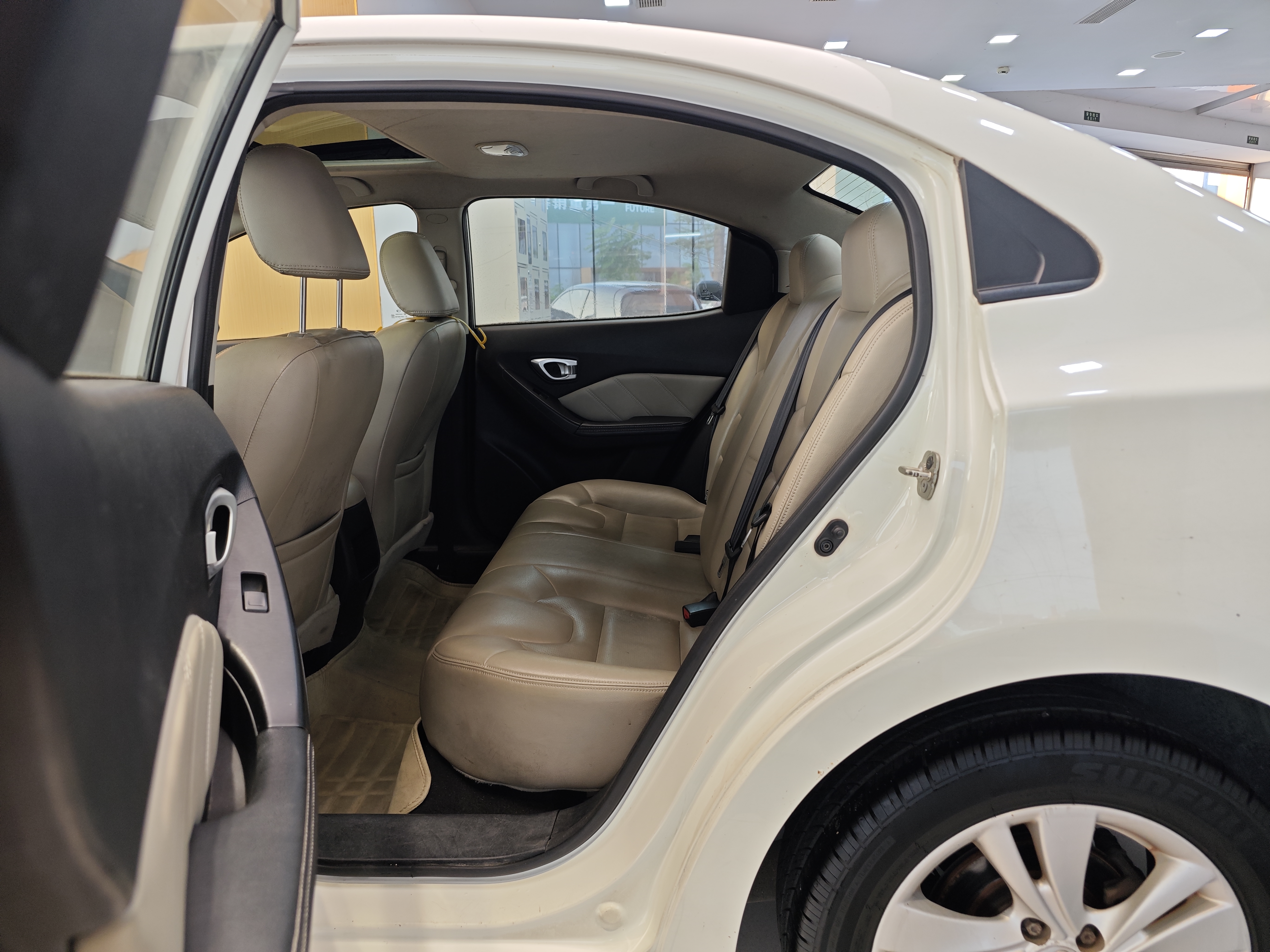 GAC Trumpchi GA3 2015 #23 GAC Trumpchi GA3 2015 car image #23