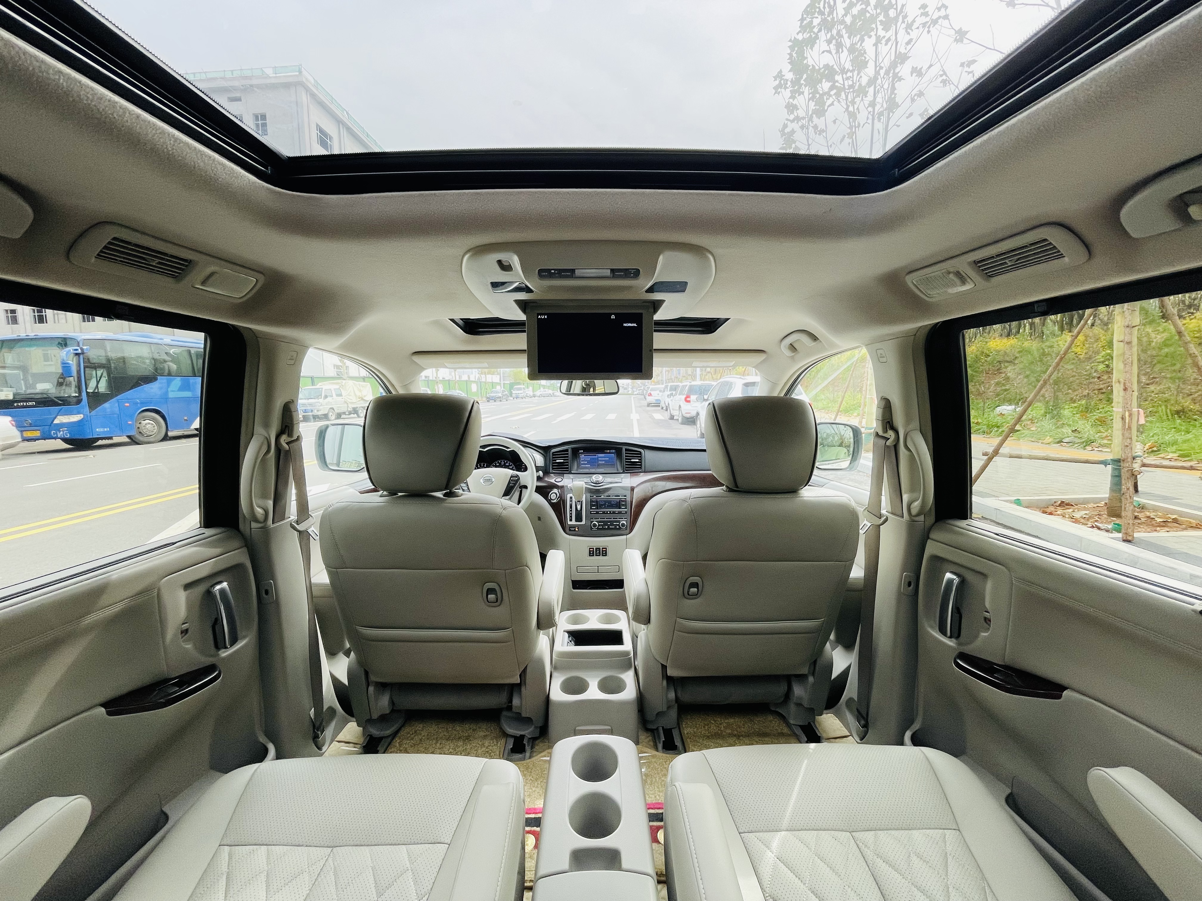 日产 贵士 2012 汽车图片 #23