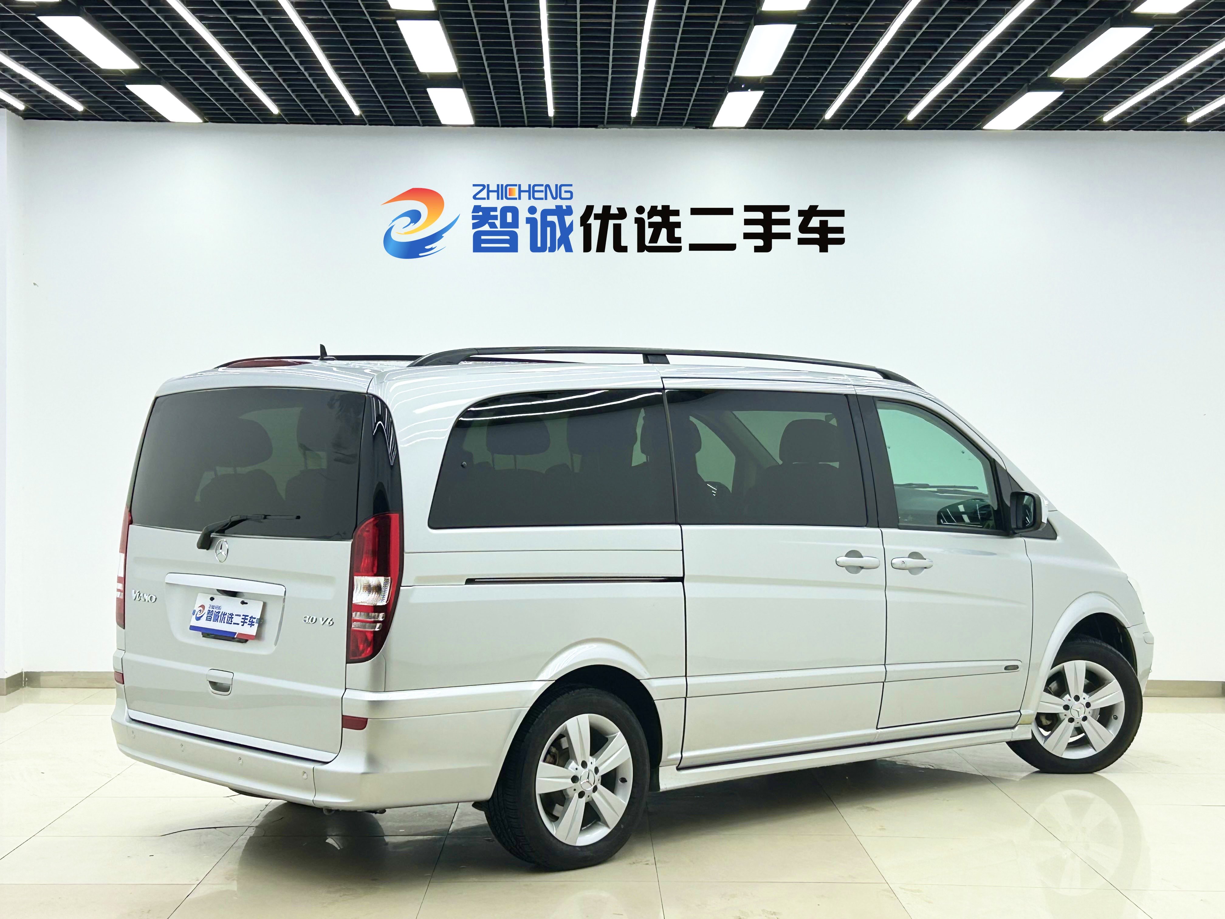 奔驰 唯雅诺 2014 汽车图片 #23