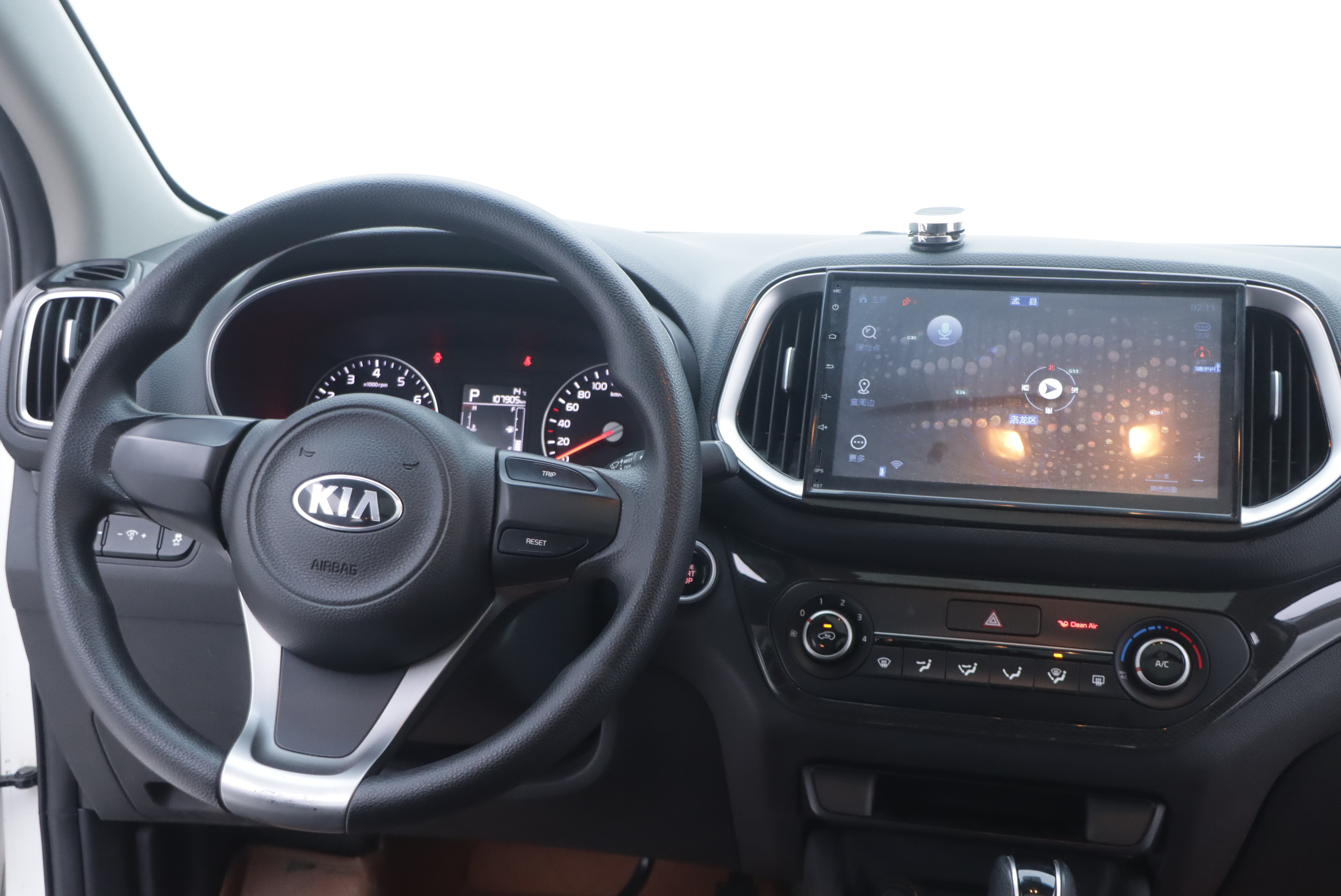 Kia Stonic 2016 imagen de coche #23