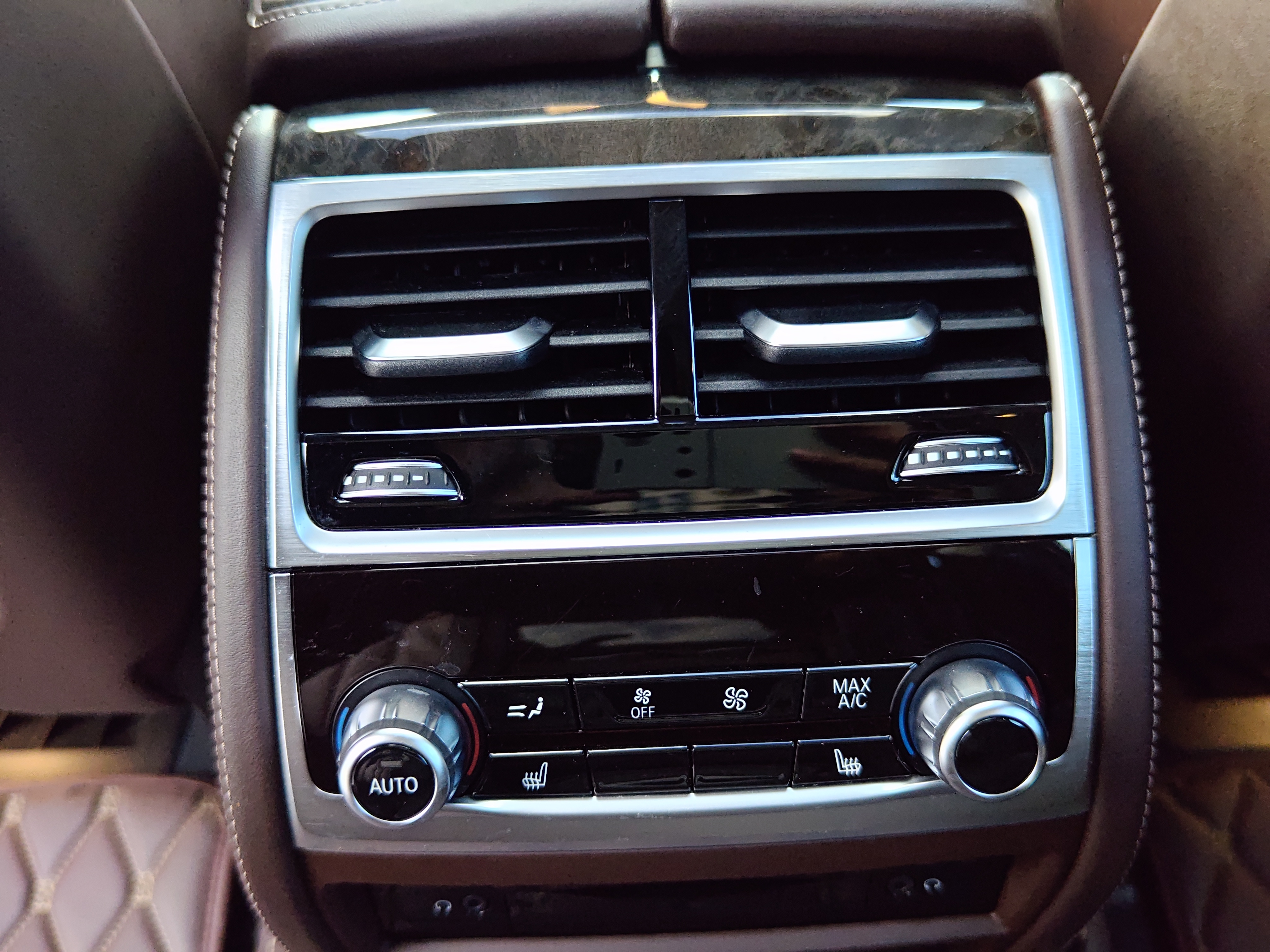 BMW 7 Series 2016 #23 BMW 7 Series 2016 car image #23