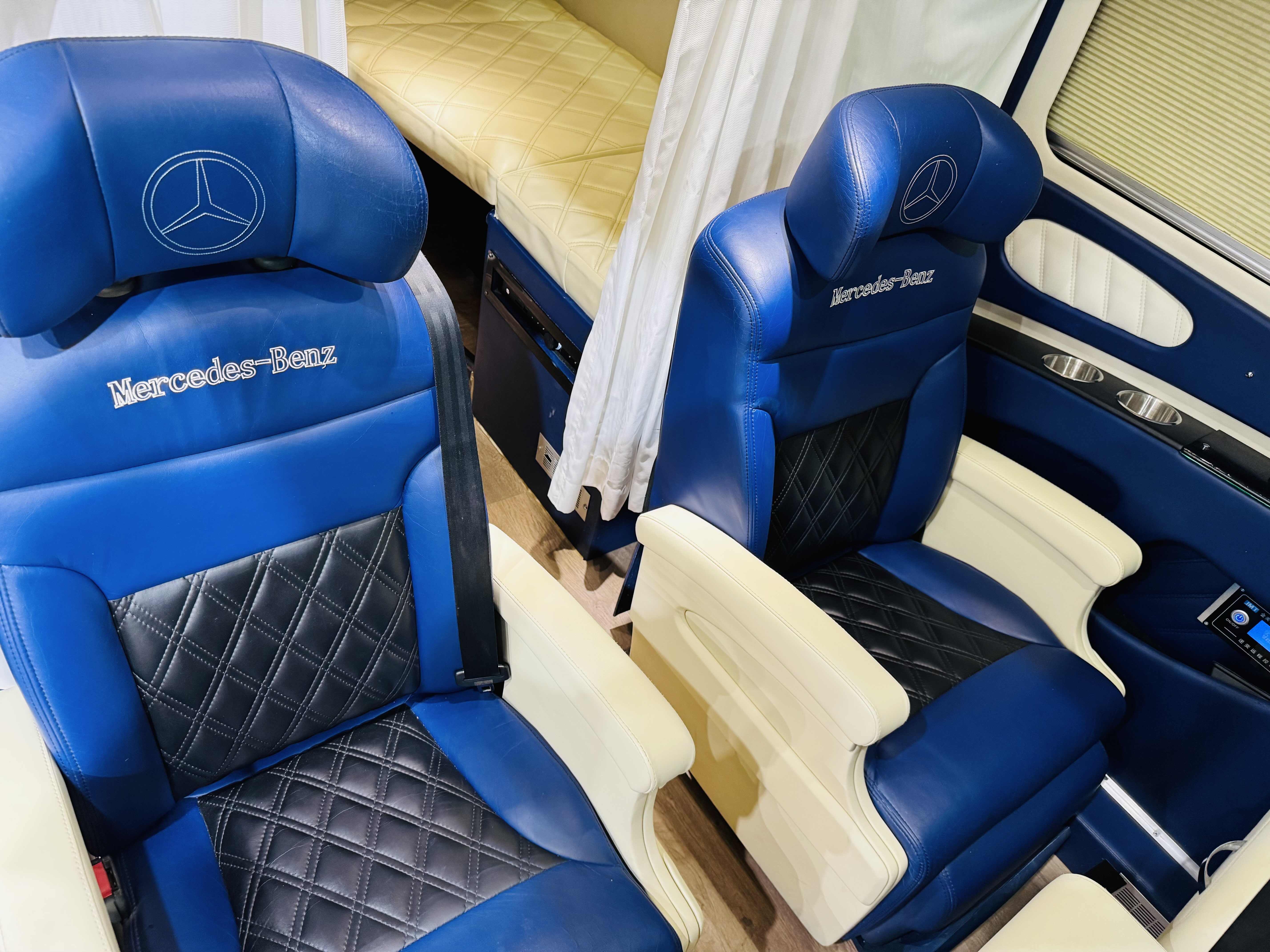 Mercedes-Benz Sprinter 2017 car image #23