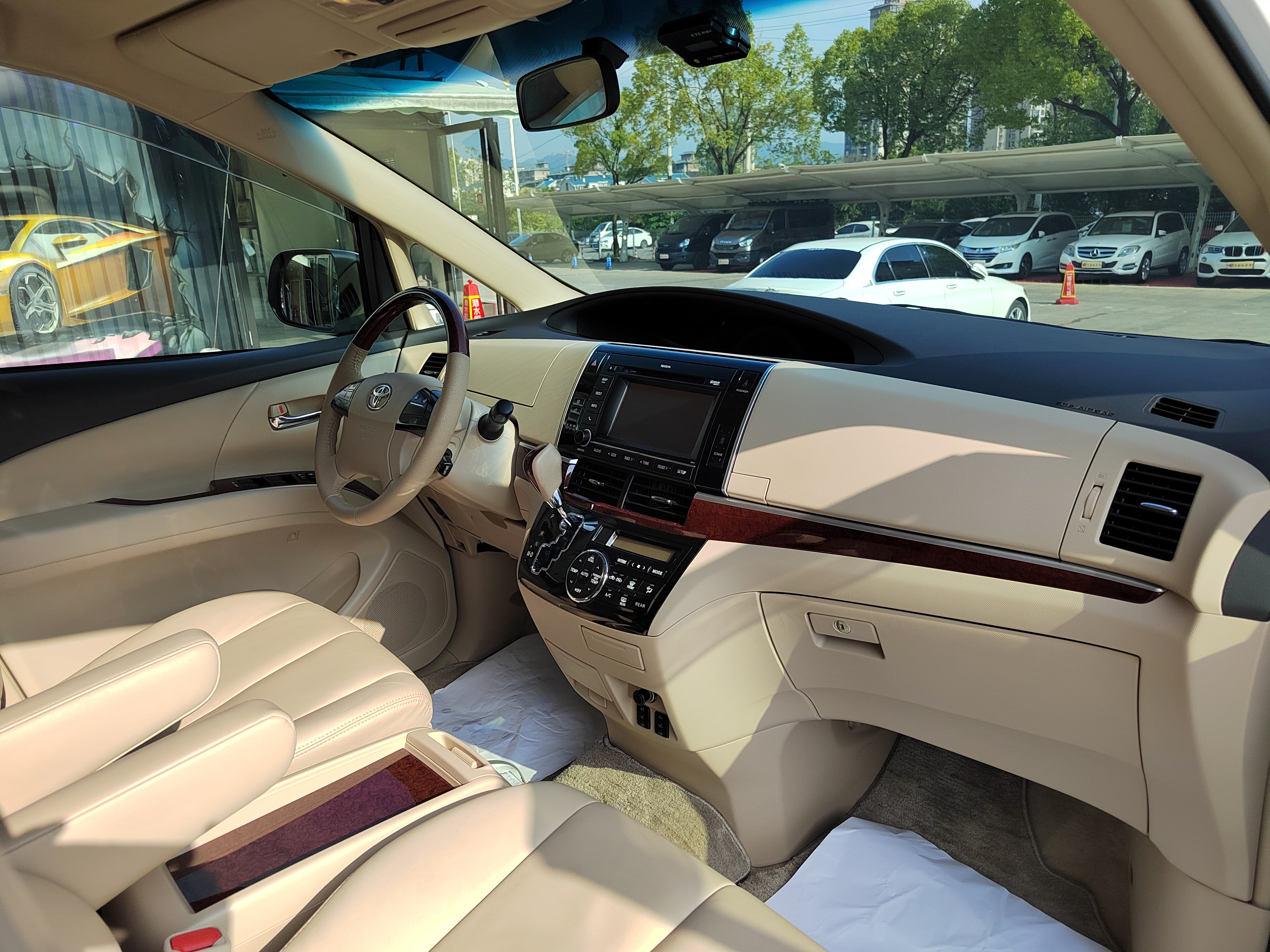 Toyota Previa 2018 car image #23