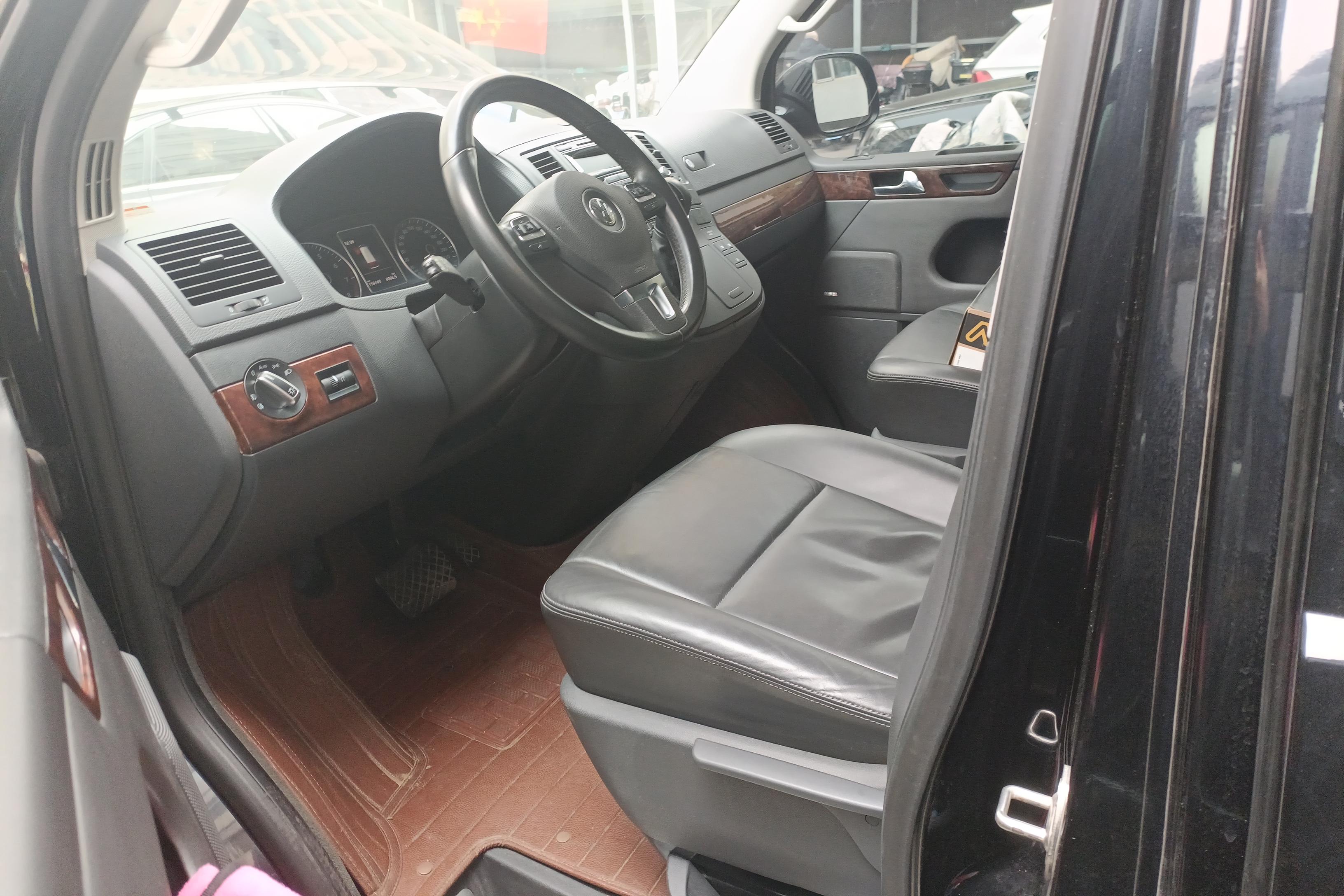 Volkswagen Multivan 2014 #23 Volkswagen Multivan 2014 imagem de carro #23