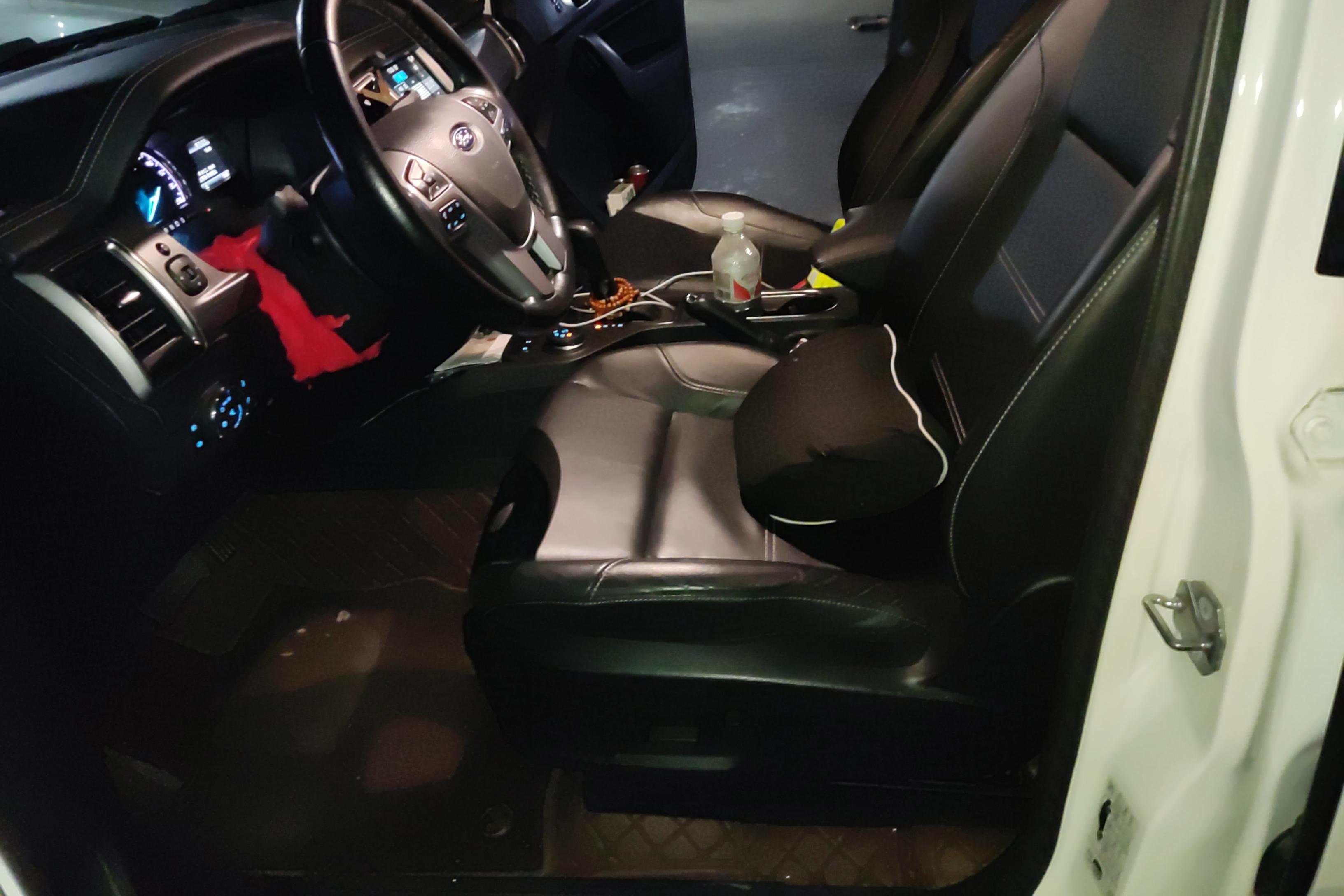 Ford Everest 2019 car image #23