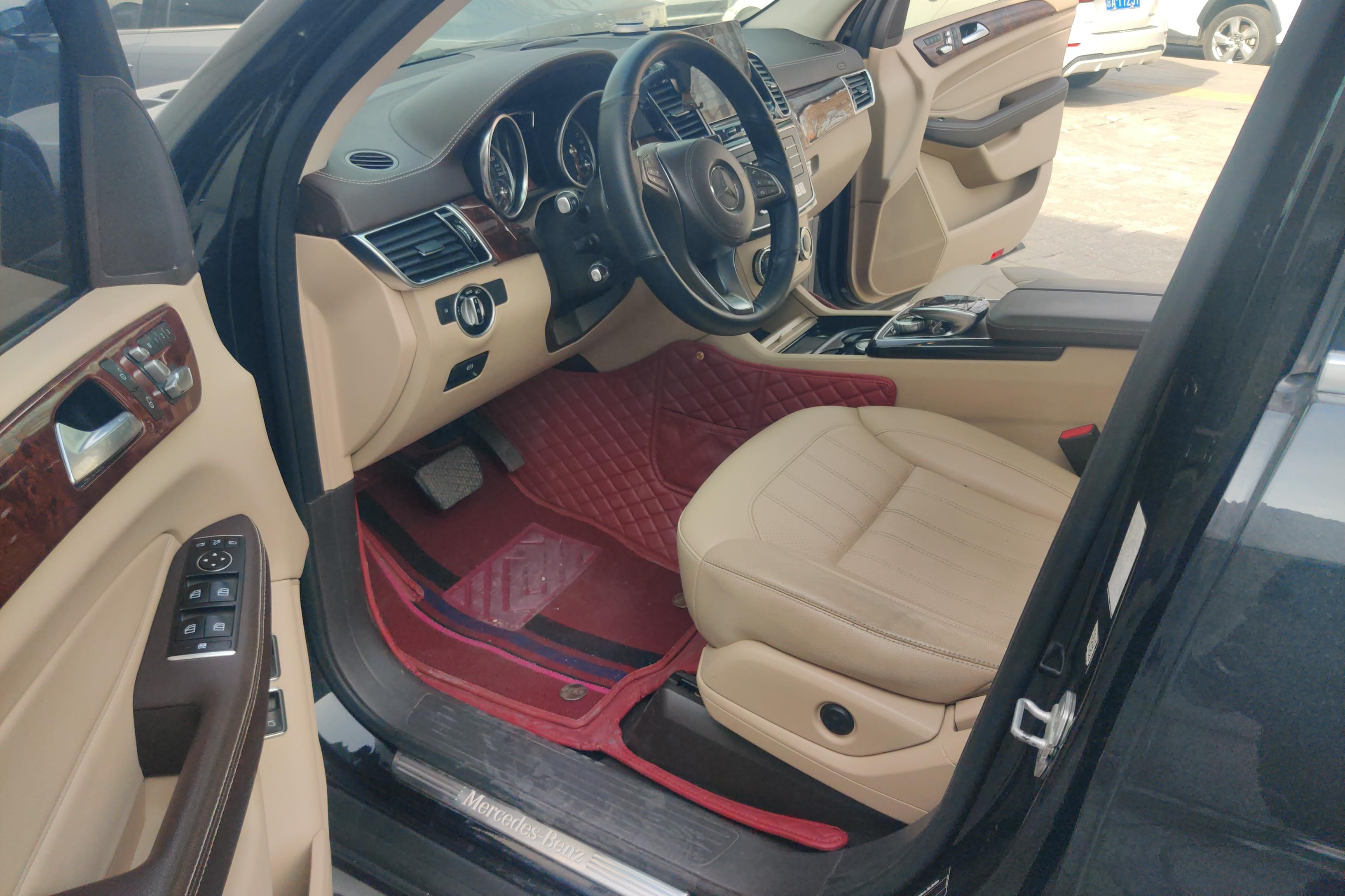 Mercedes-Benz GLS AMG 2016 صورة سيارة #23