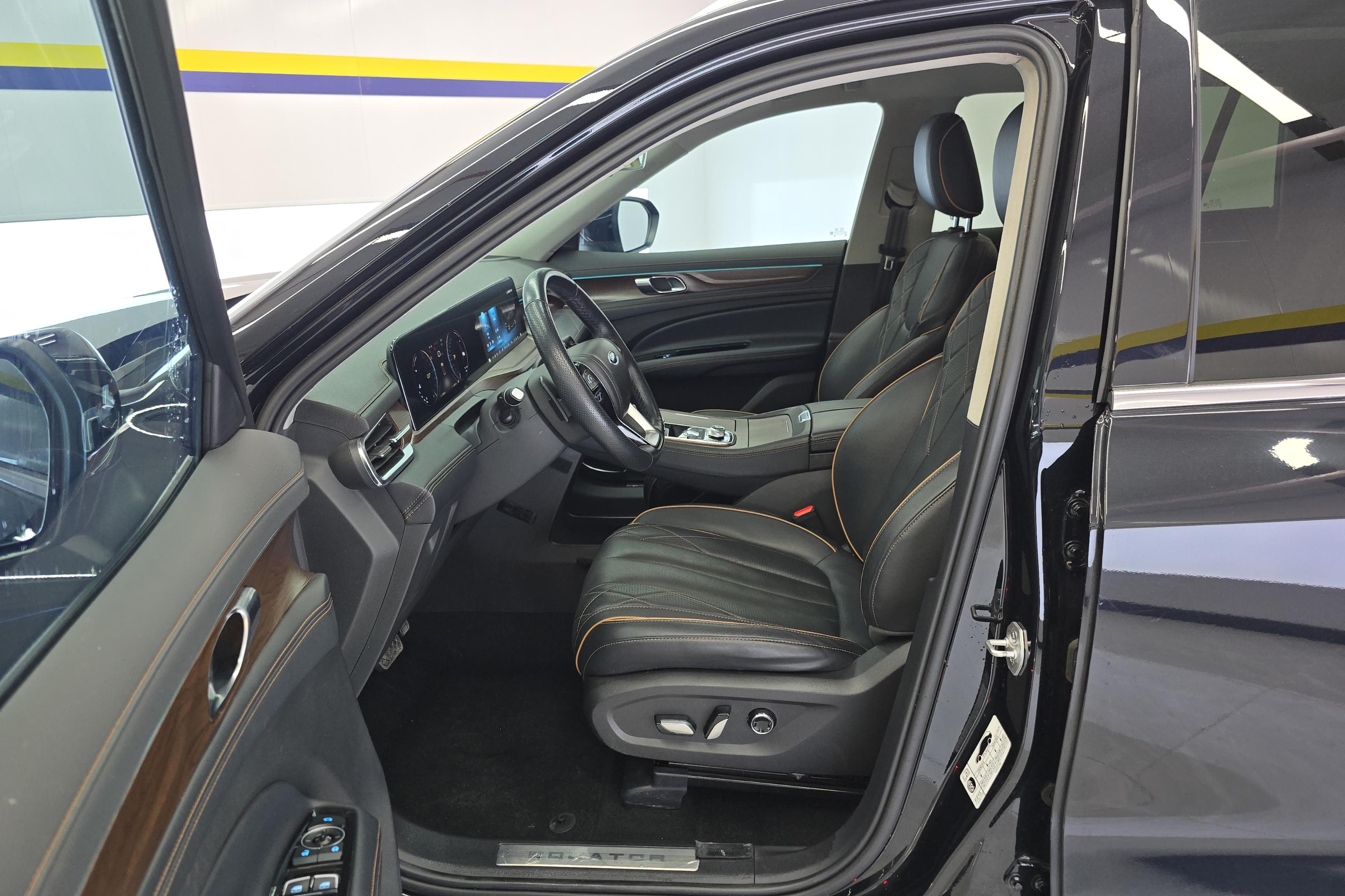 Ford Equator 2022 immagine di auto #23