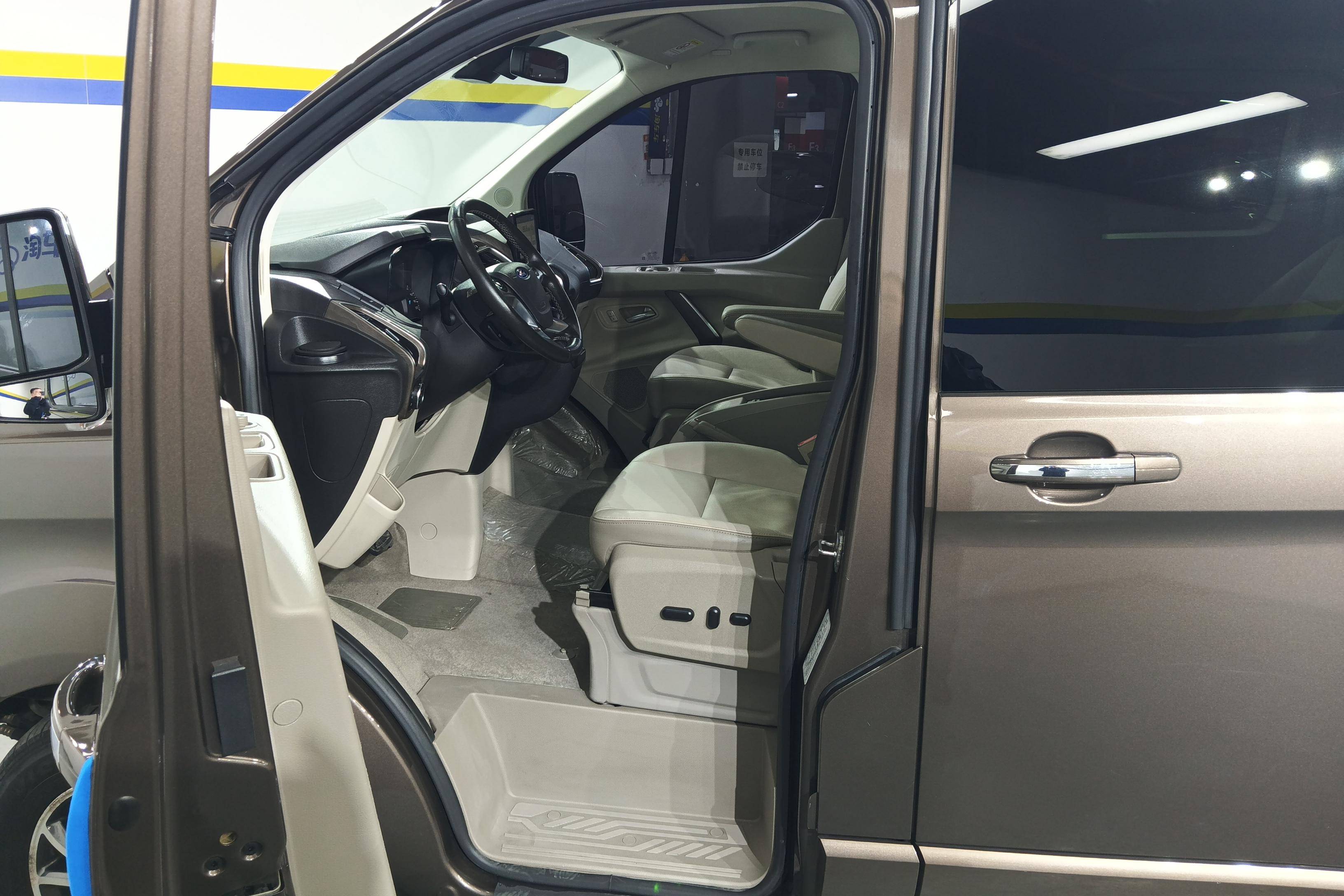 Ford Tourneo 2017 car image #23