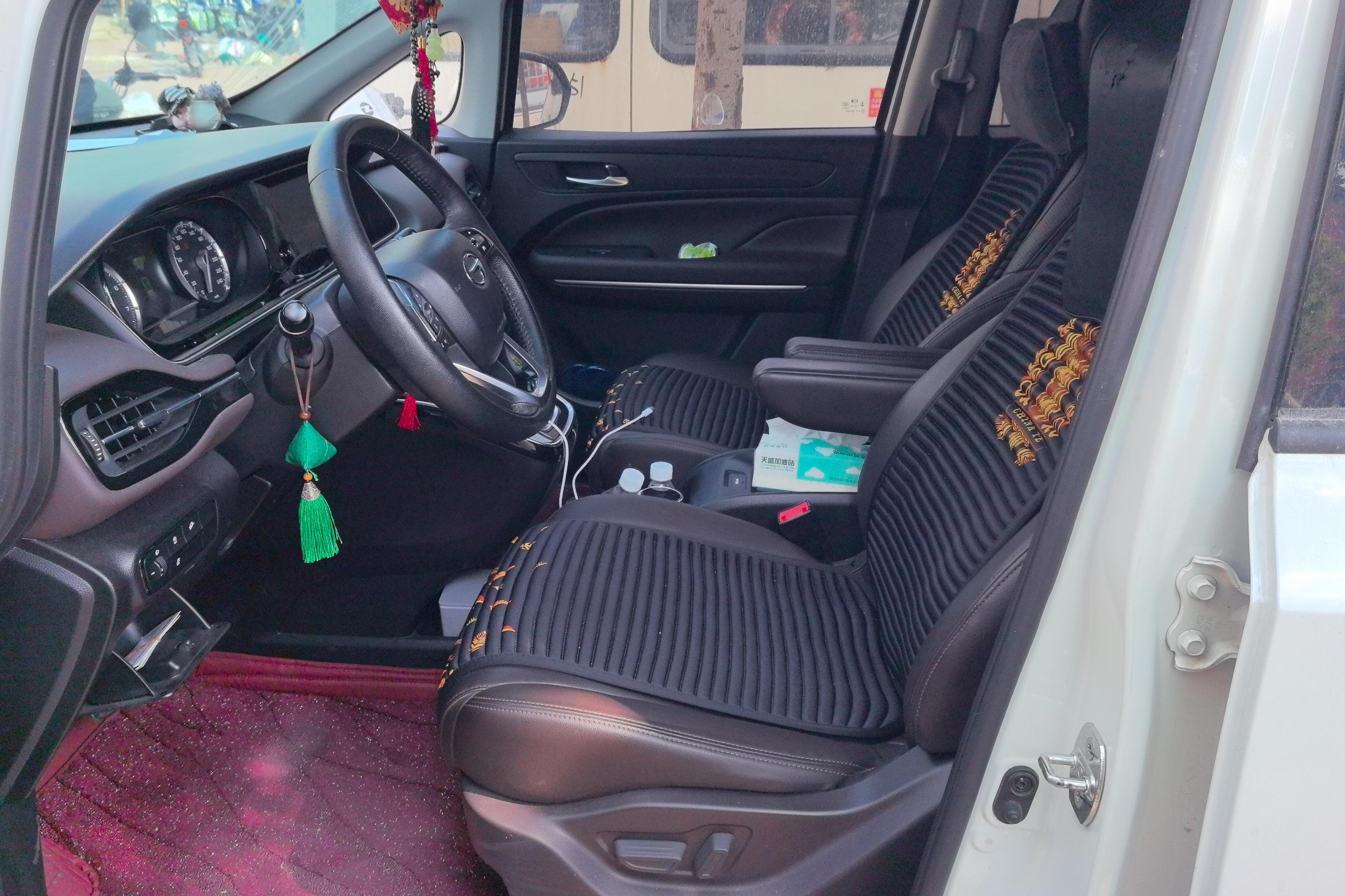 GAC Trumpchi M6 2019 car image #23