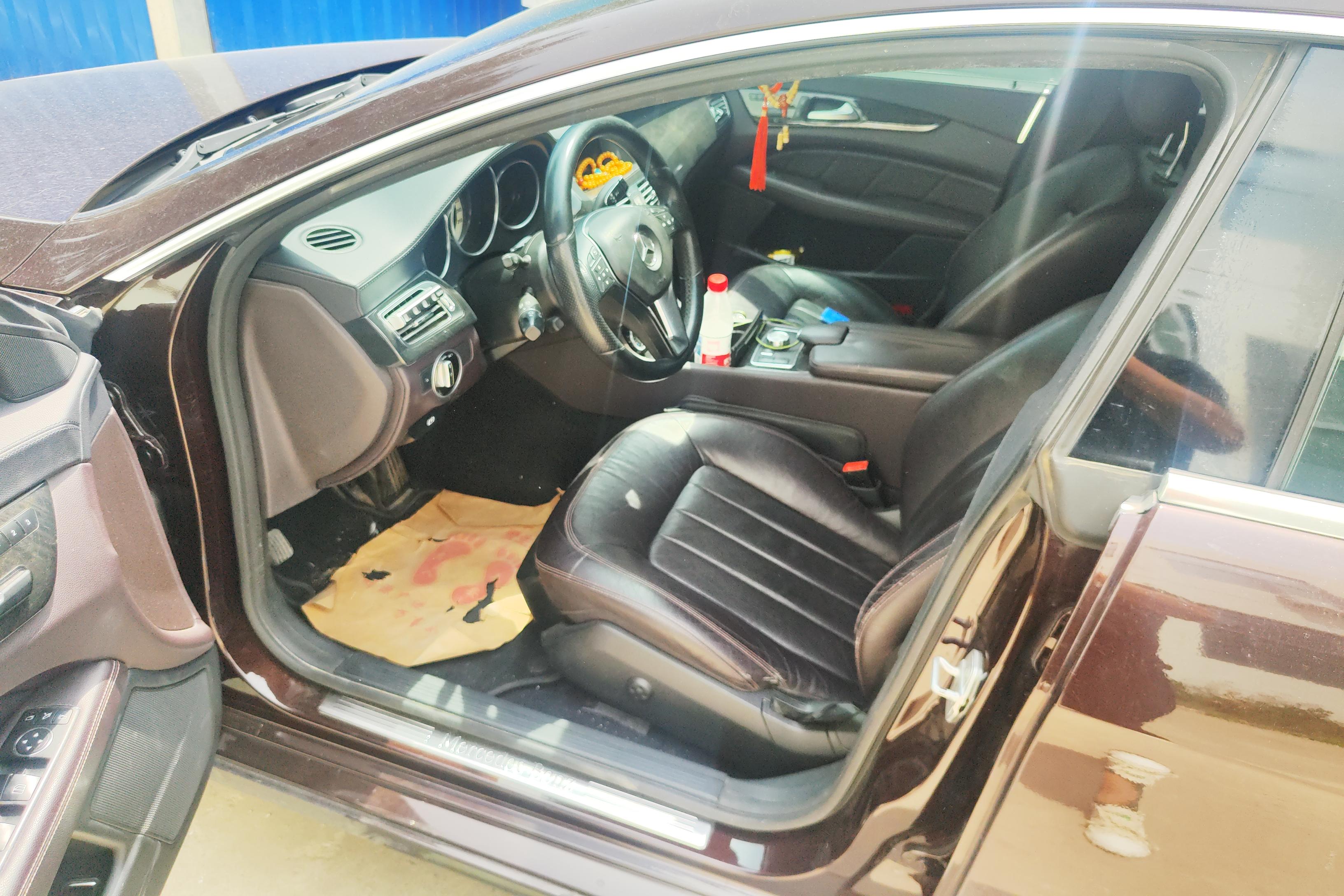 Mercedes-Benz CLS AMG 2012 imagem de carro #23