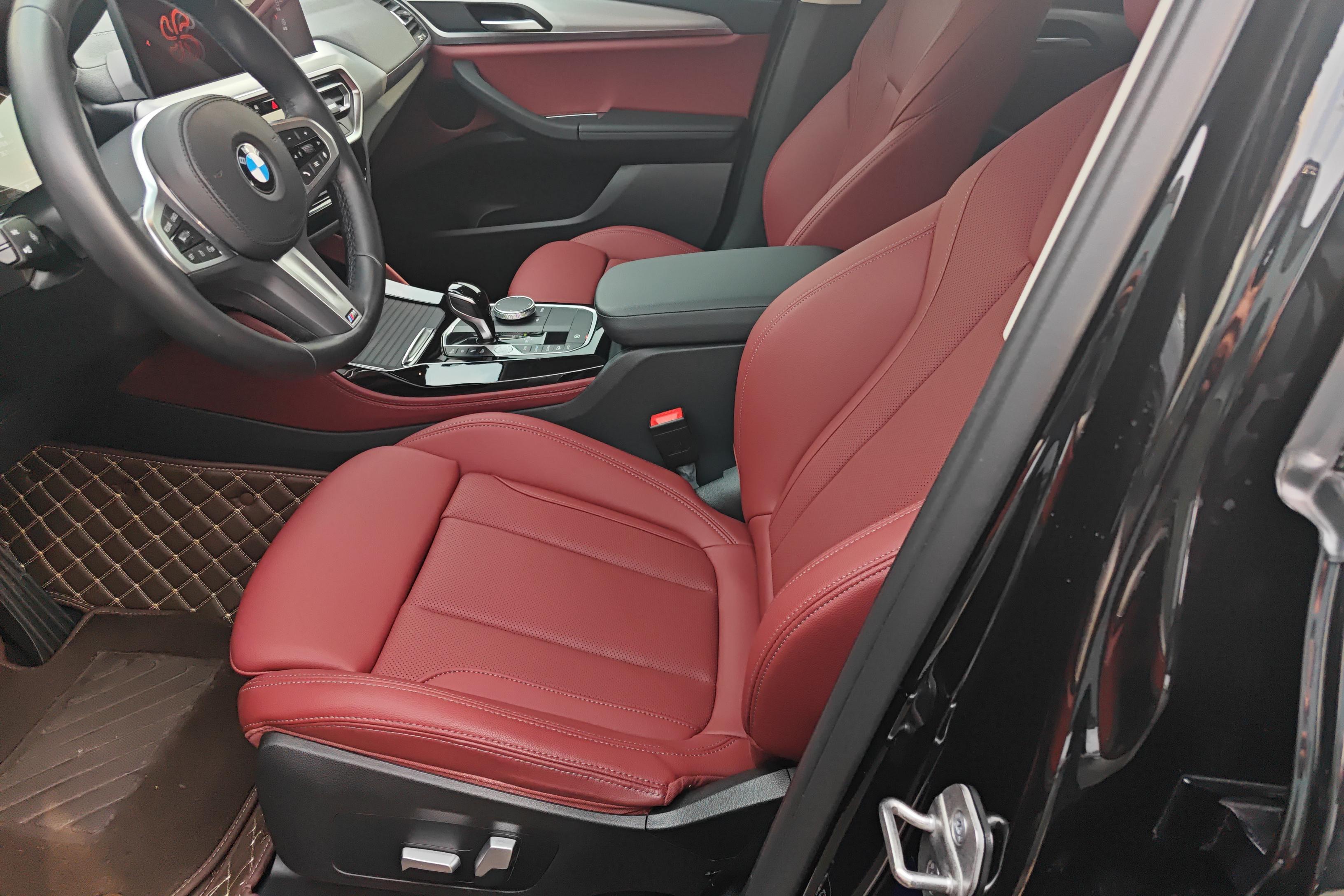 BMW X4 M40i 2023 #23 BMW X4 M40i 2023 car image #23