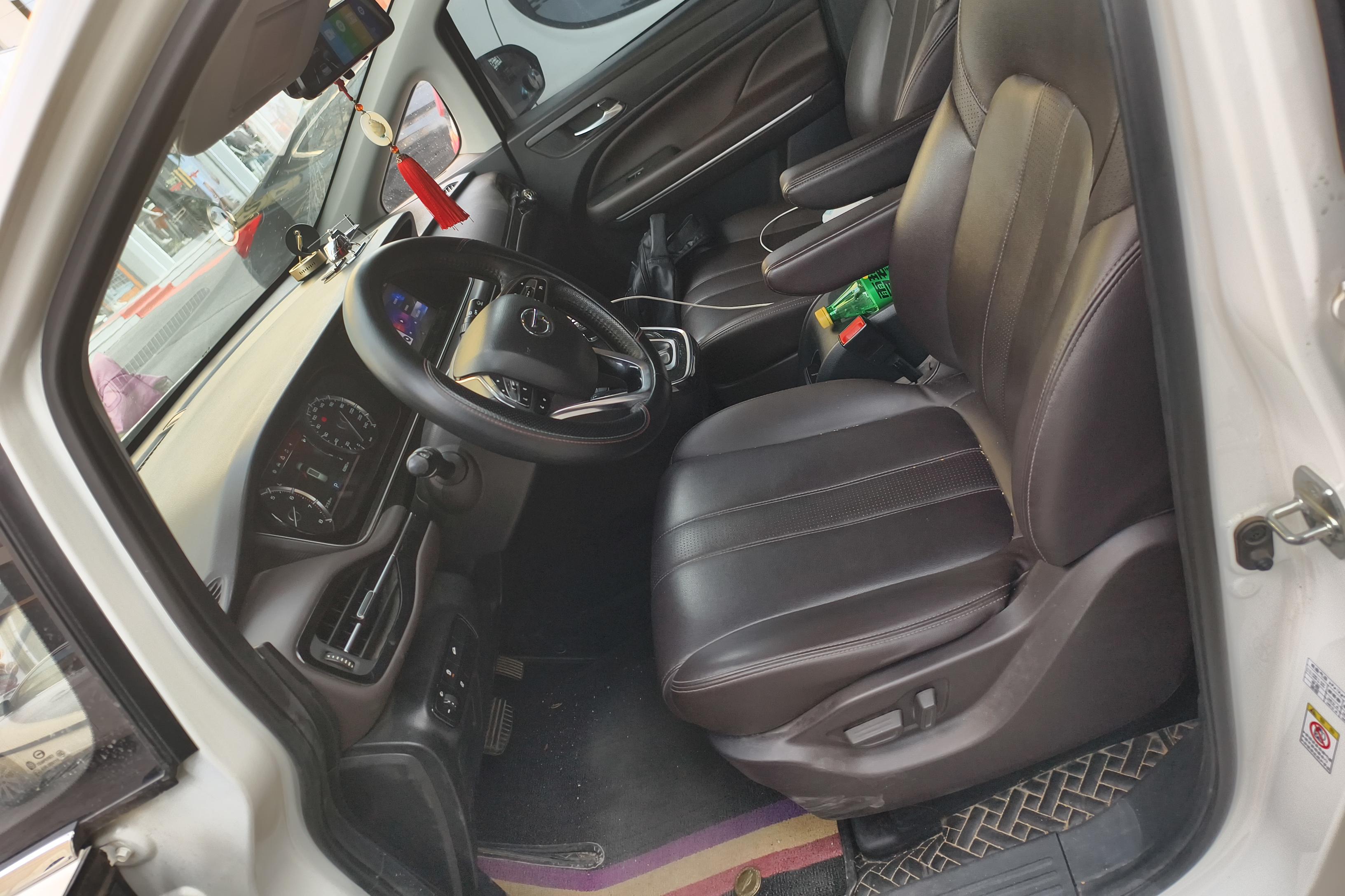 GAC Trumpchi M6 2019 car image #23