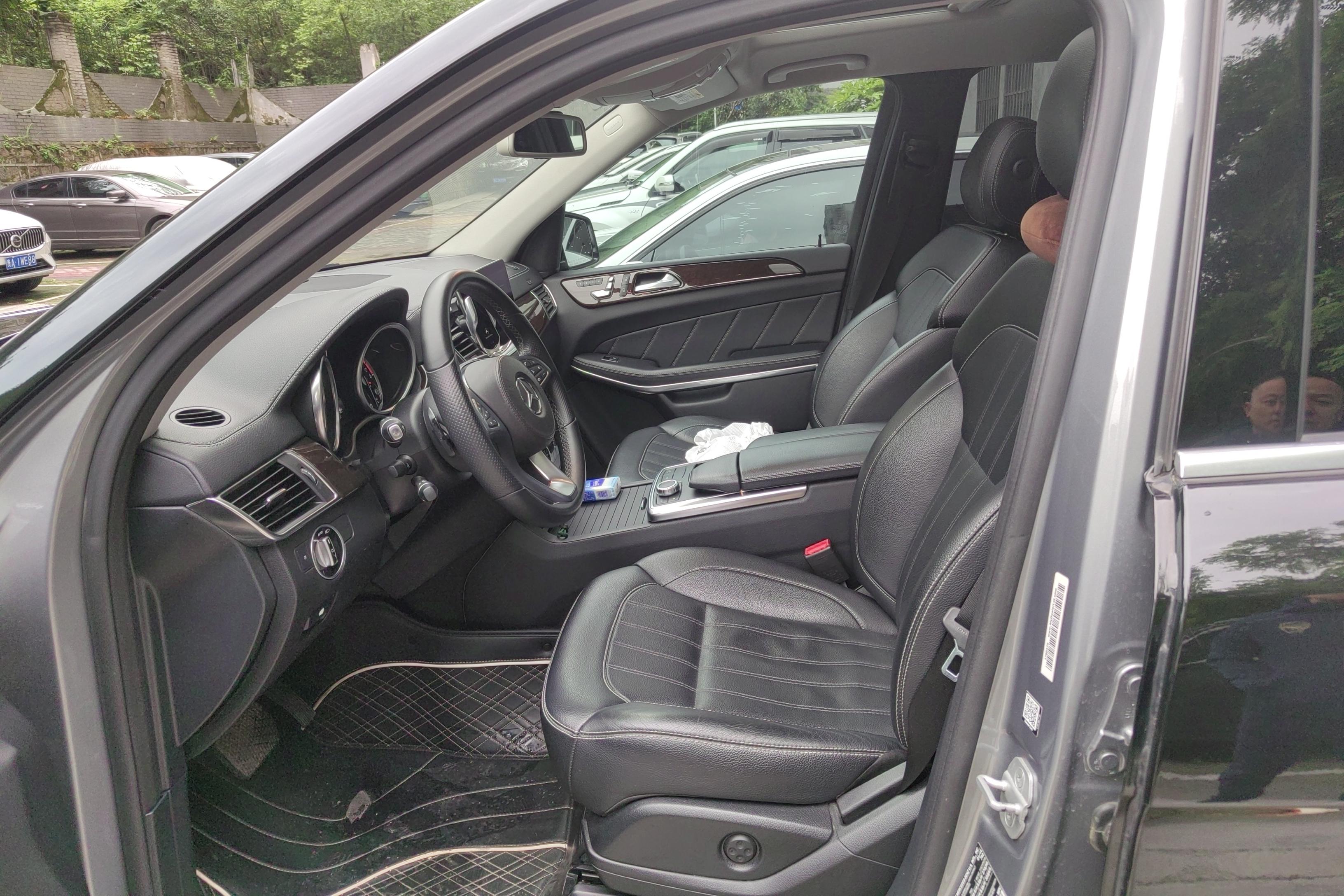 Mercedes-Benz GL Class 2015 car image #23