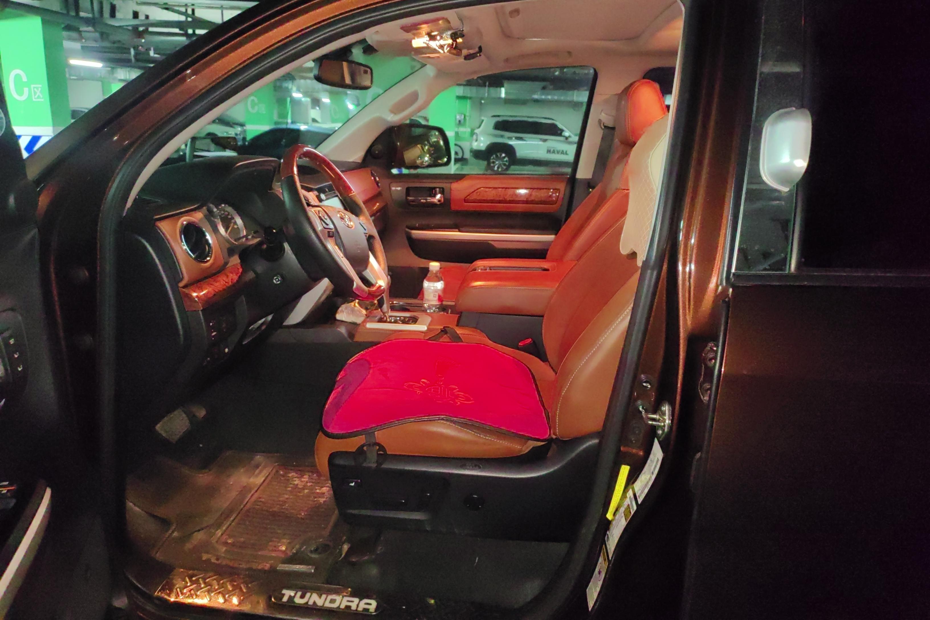 Toyota Tundra 2015 image de voiture #23