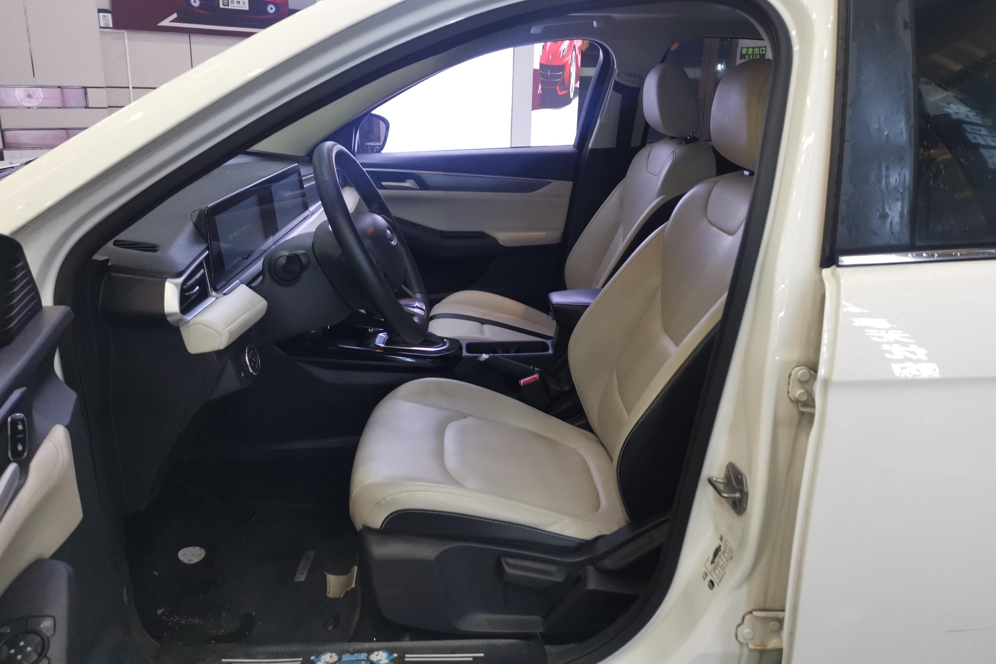 Ford Escort 2021 #23 Ford Escort 2021 car image #23